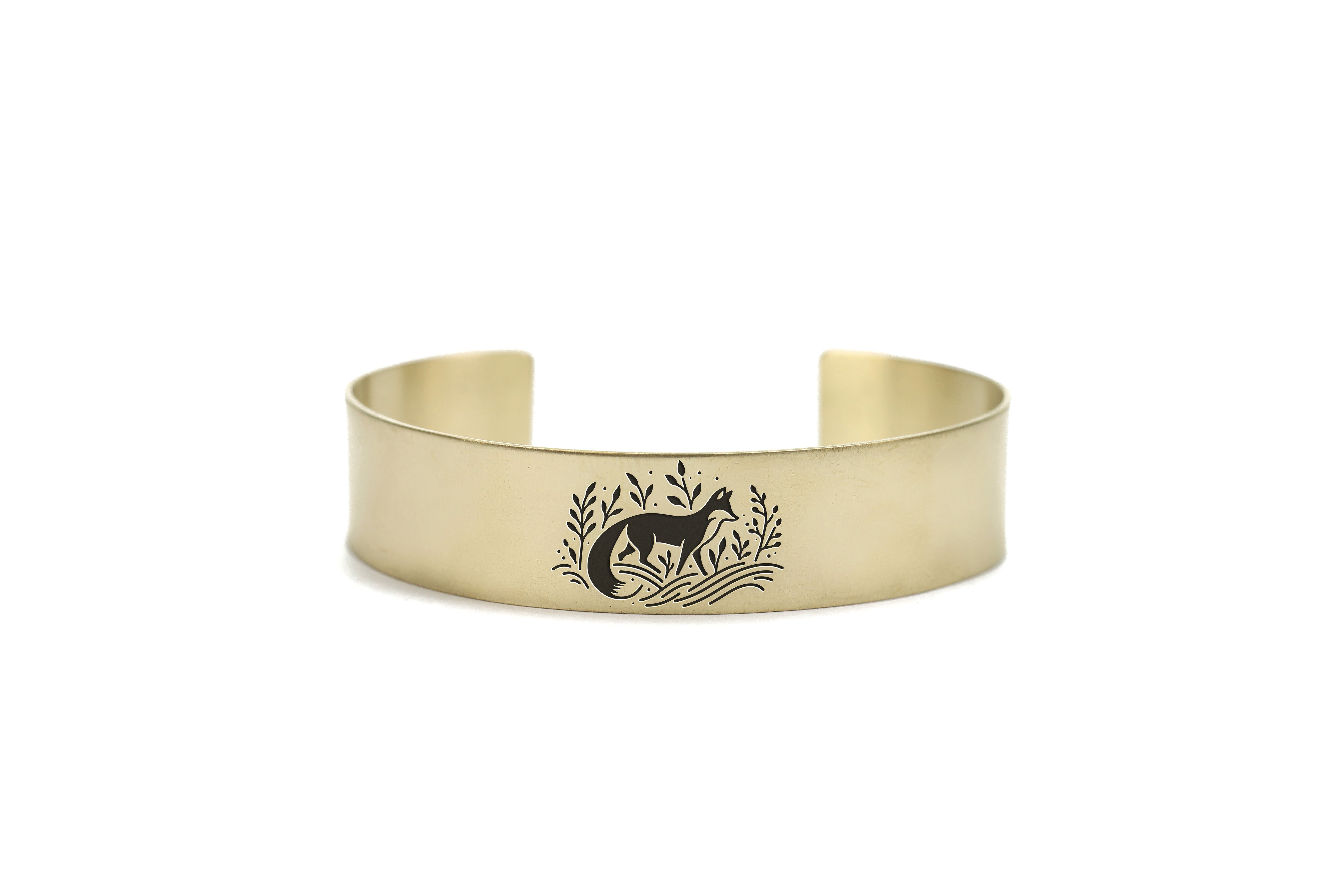 14k Gold Fox Engraved Bracelet
