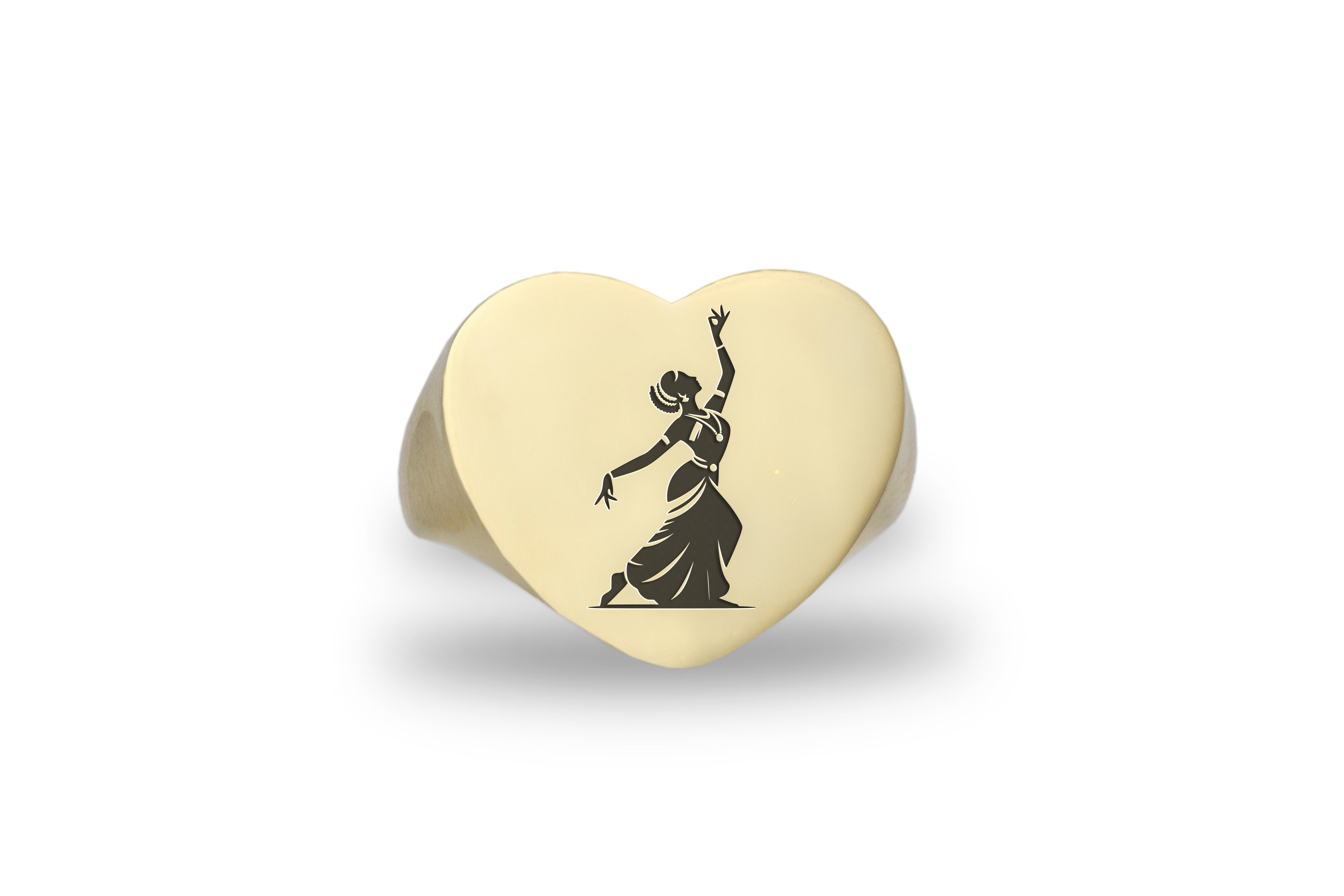 Feminin African Ring