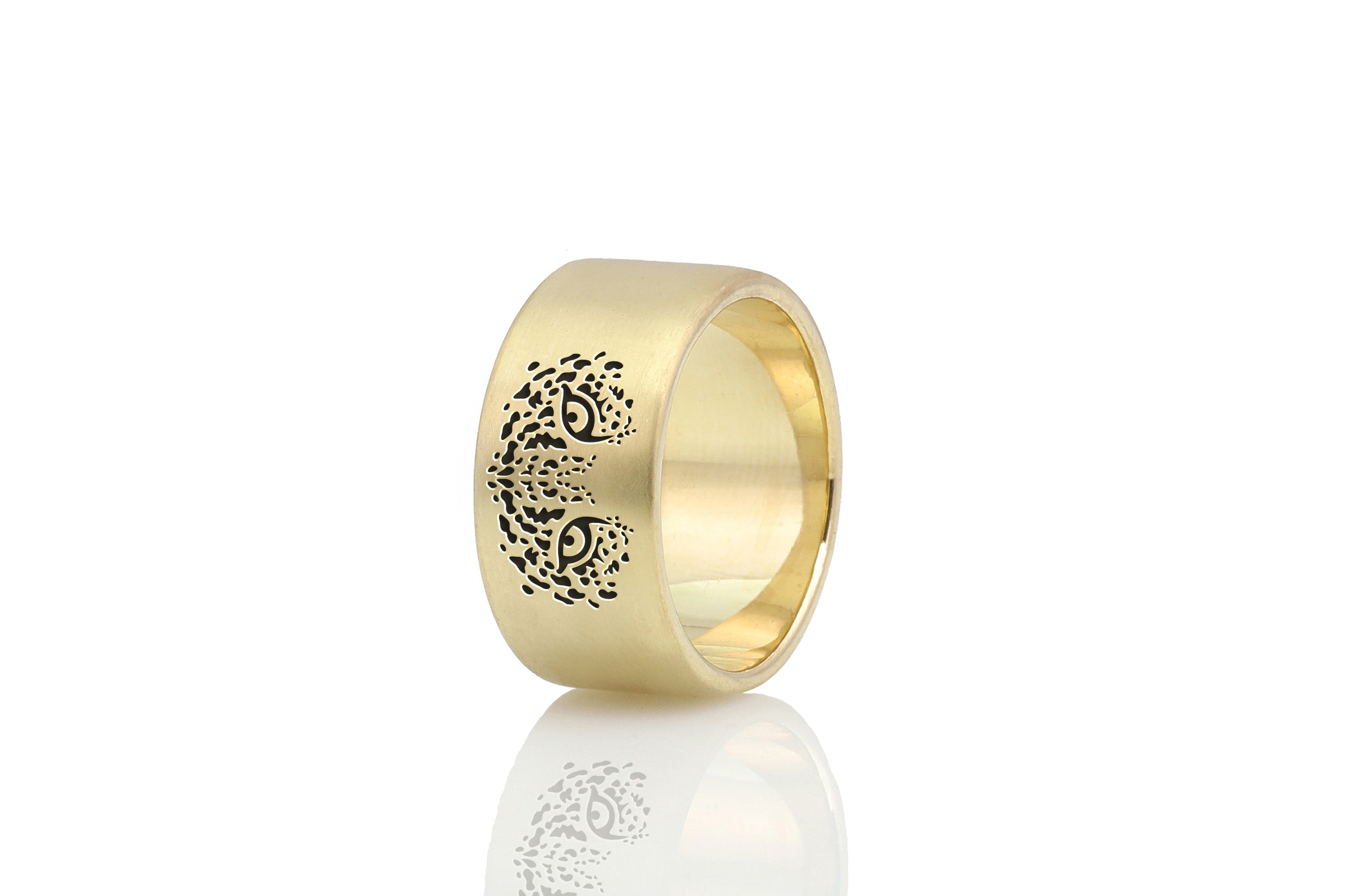 Tiger Eyes Wide Gold Ring