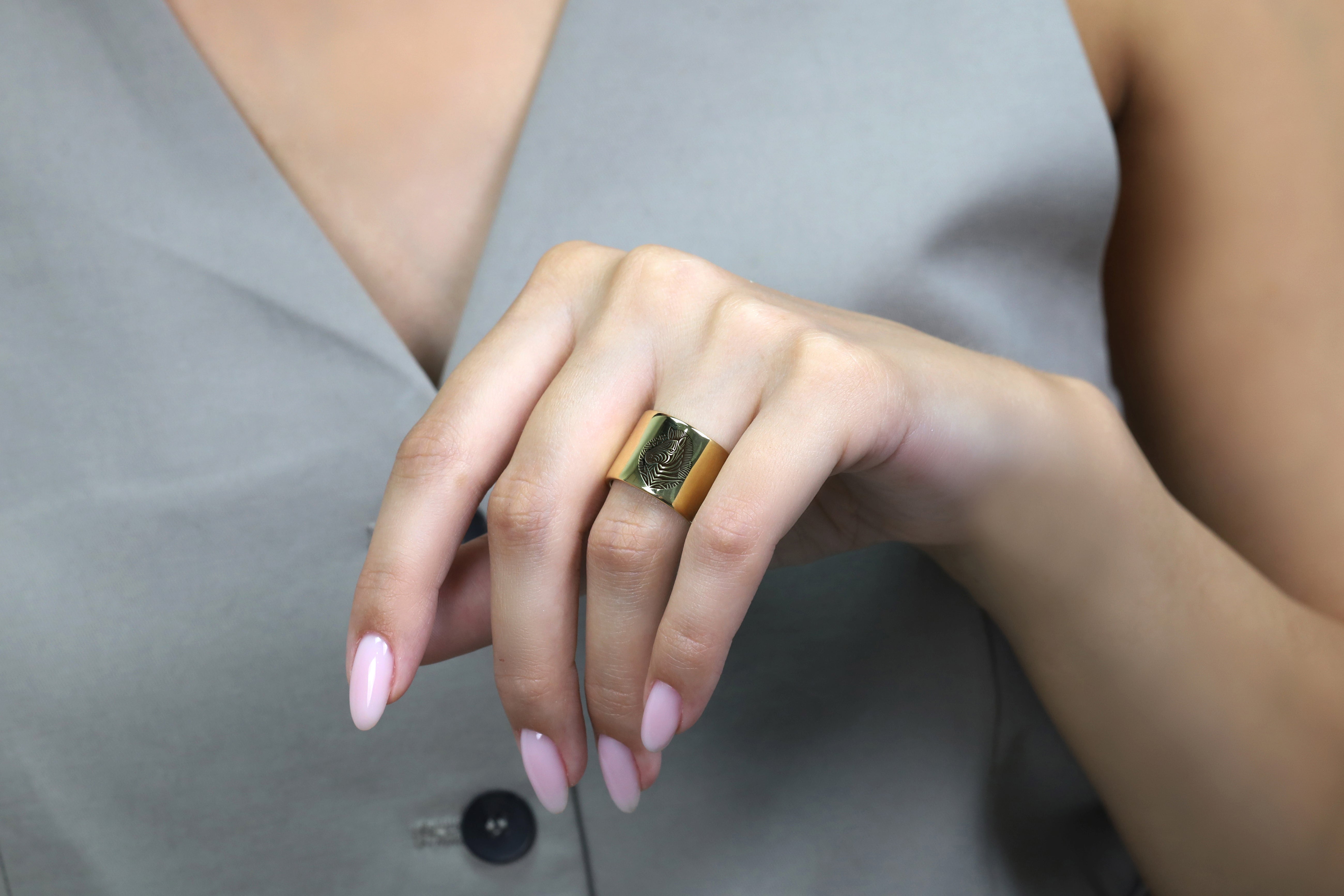 Wide Brushed Zebra Ring