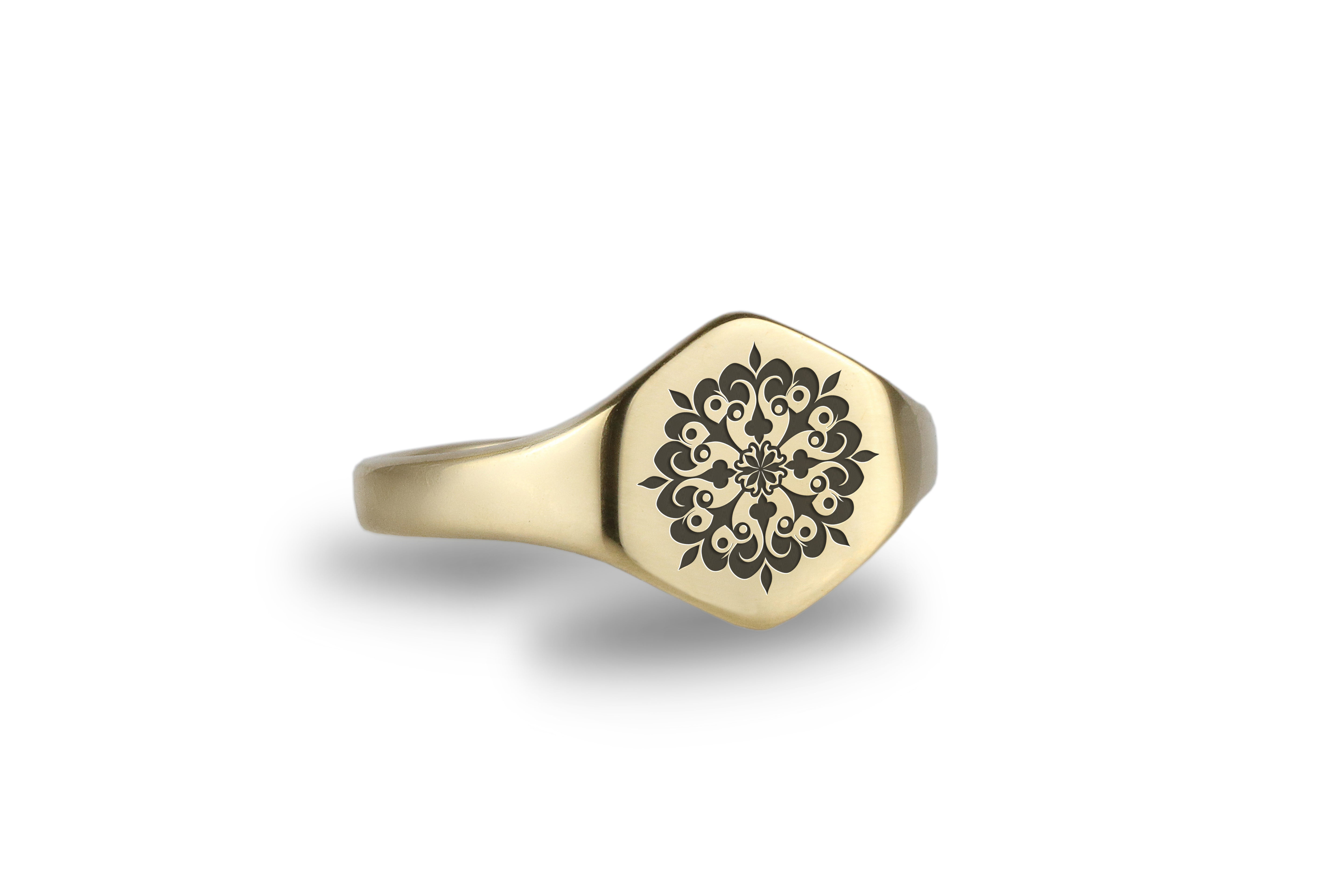 Floral Pattern Signet Ring