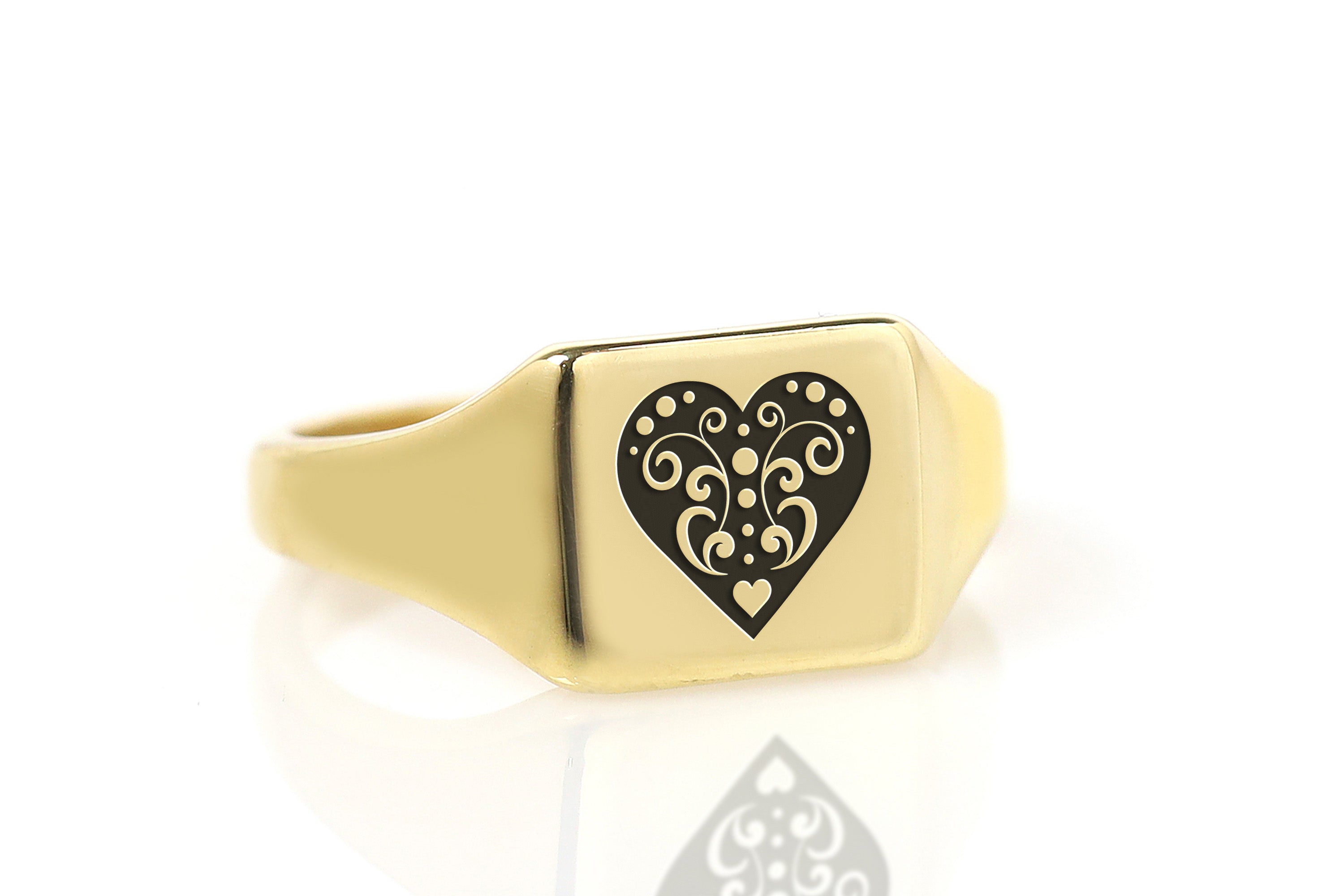 Poker Heart Engraved Ring