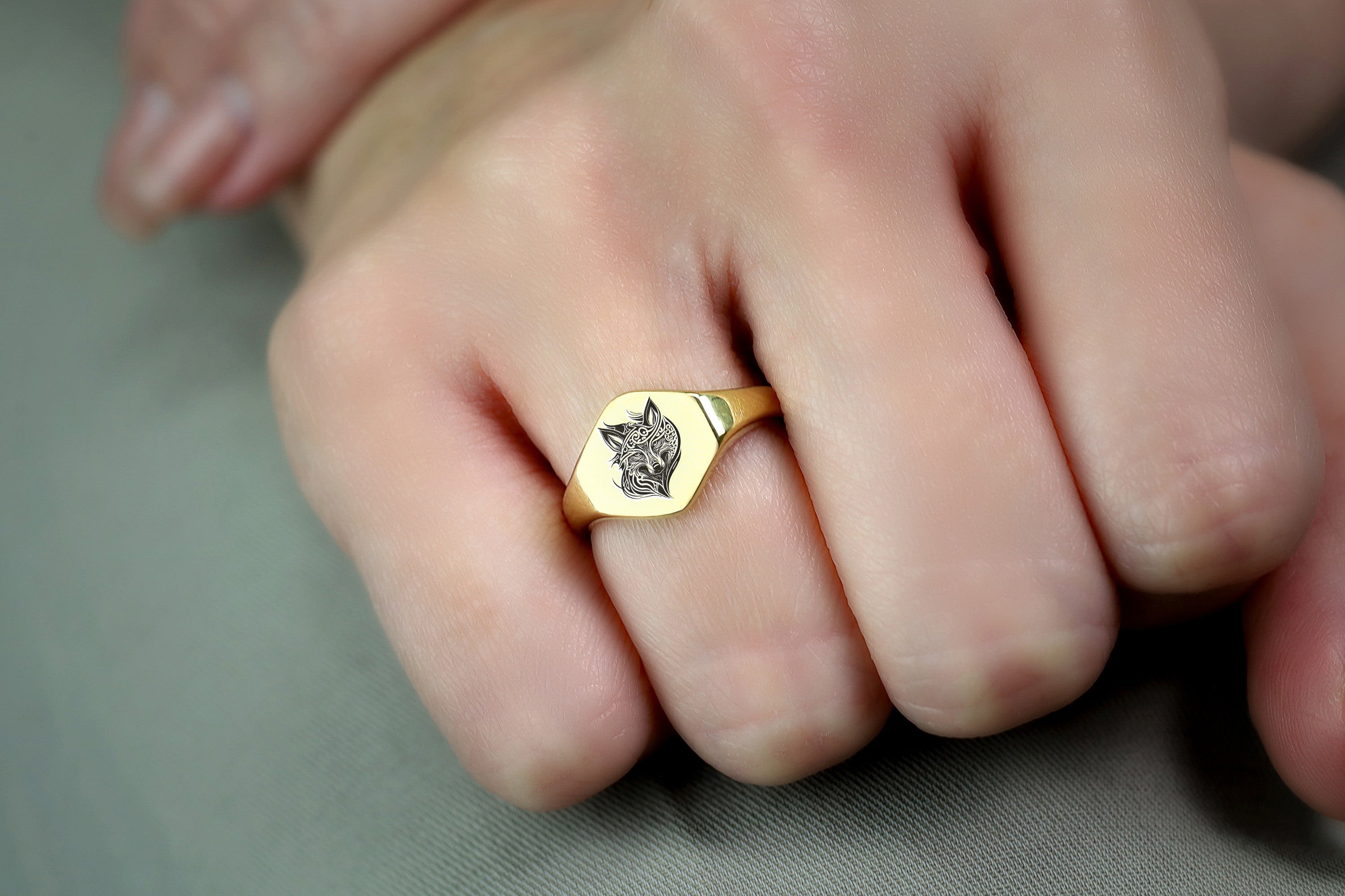 Wolf Engraved Ring