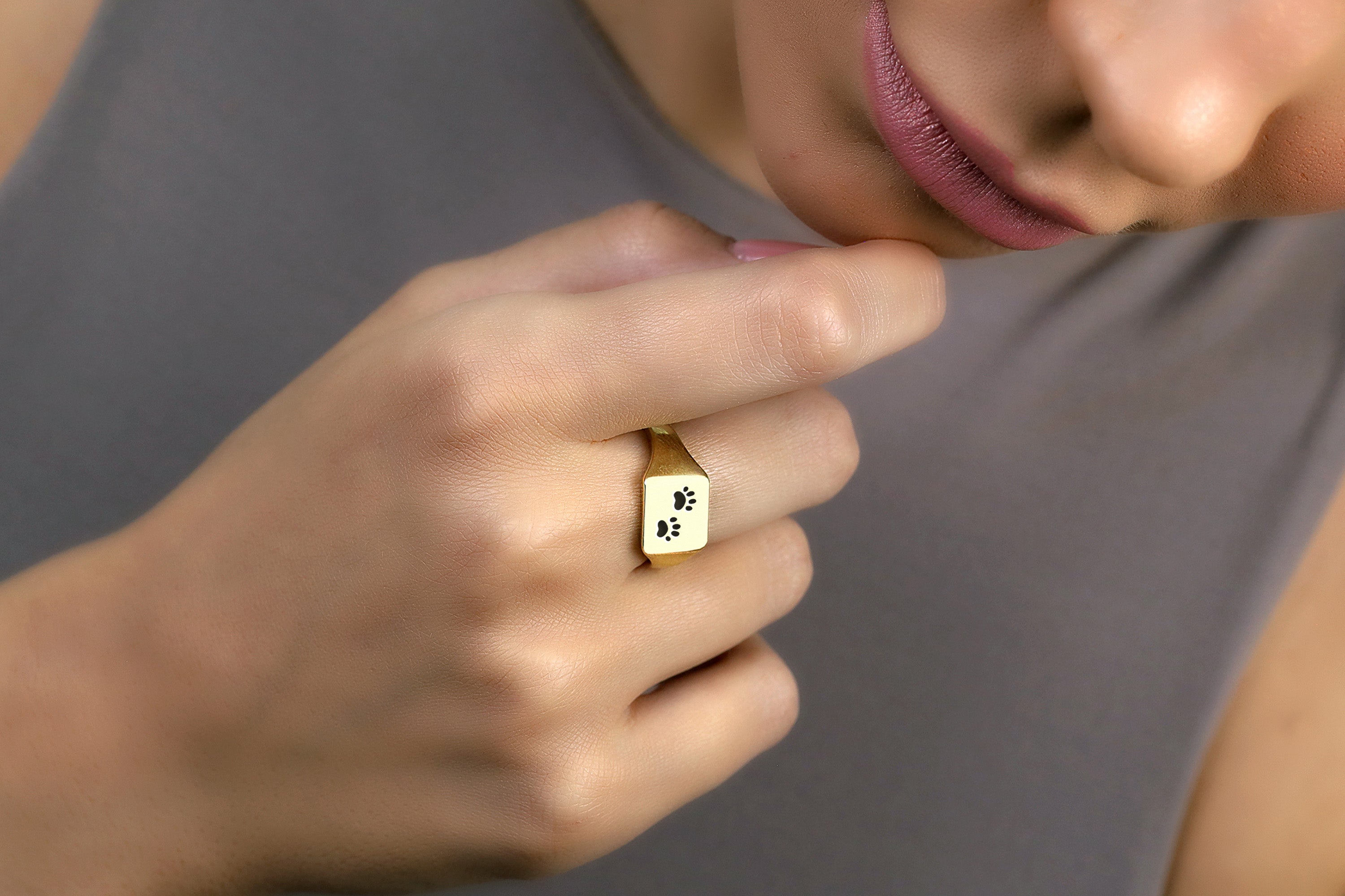 Cute Paw Signet Ring