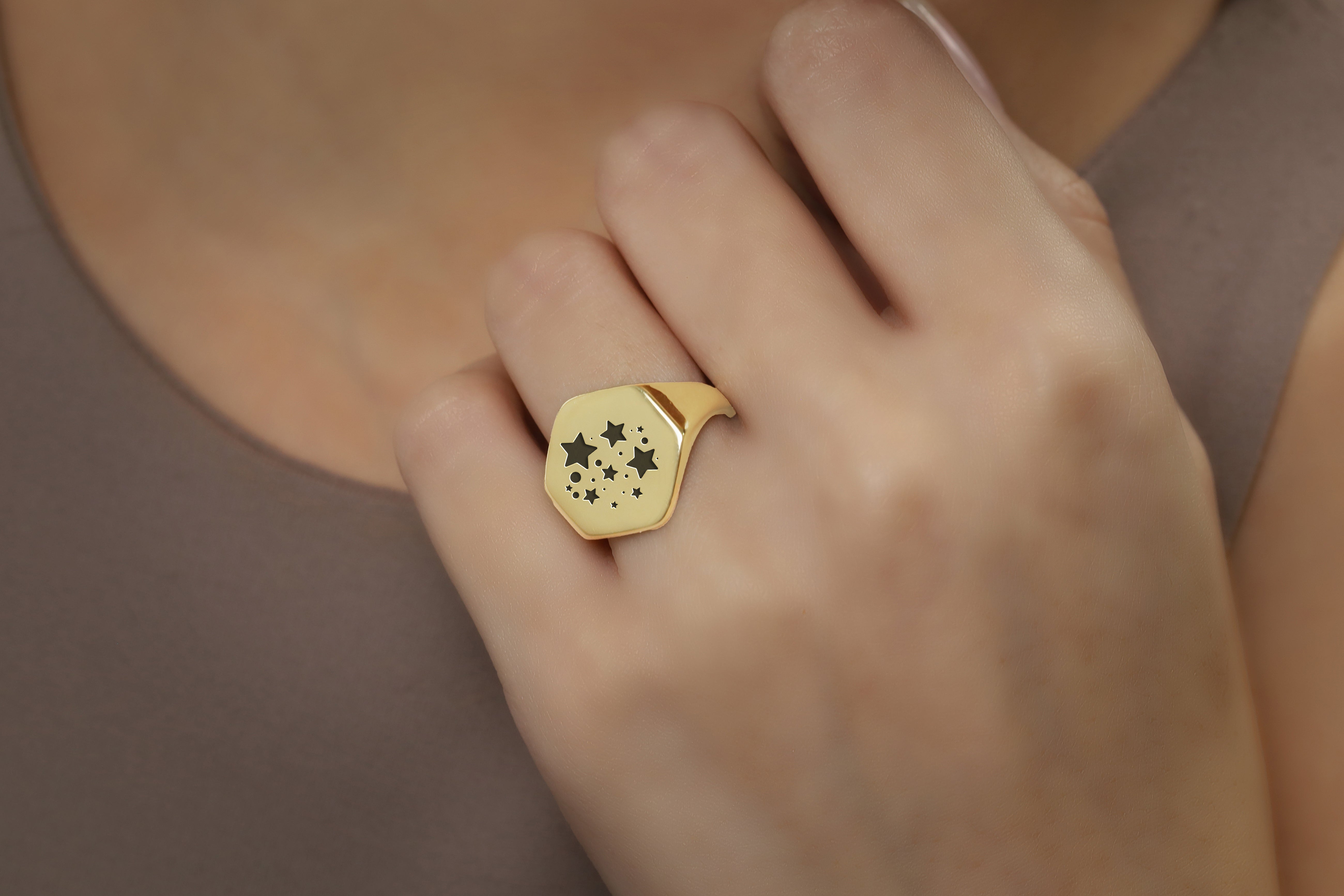 Engraved Stars Ring