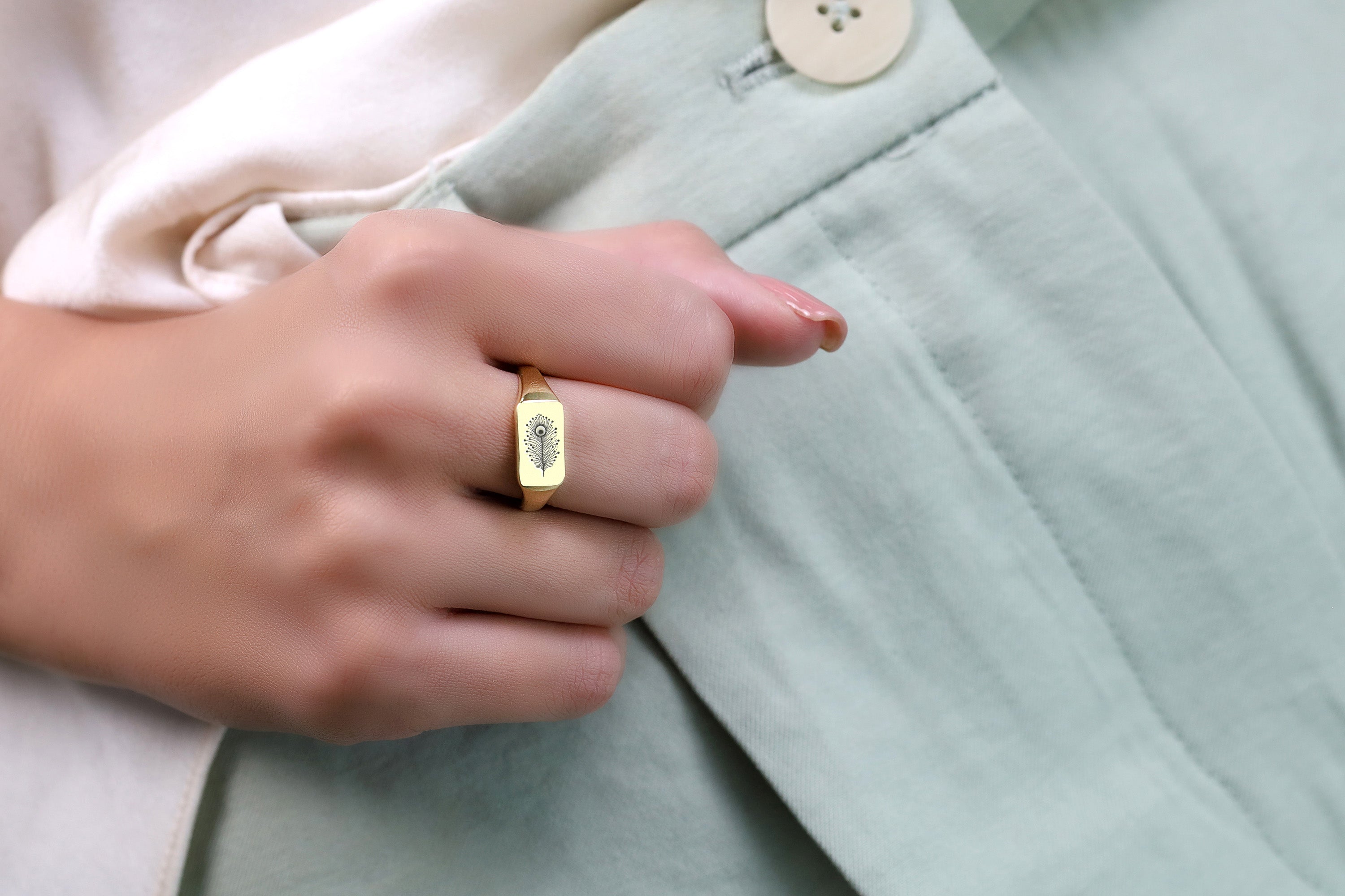 Peafowl Feather Gold Ring