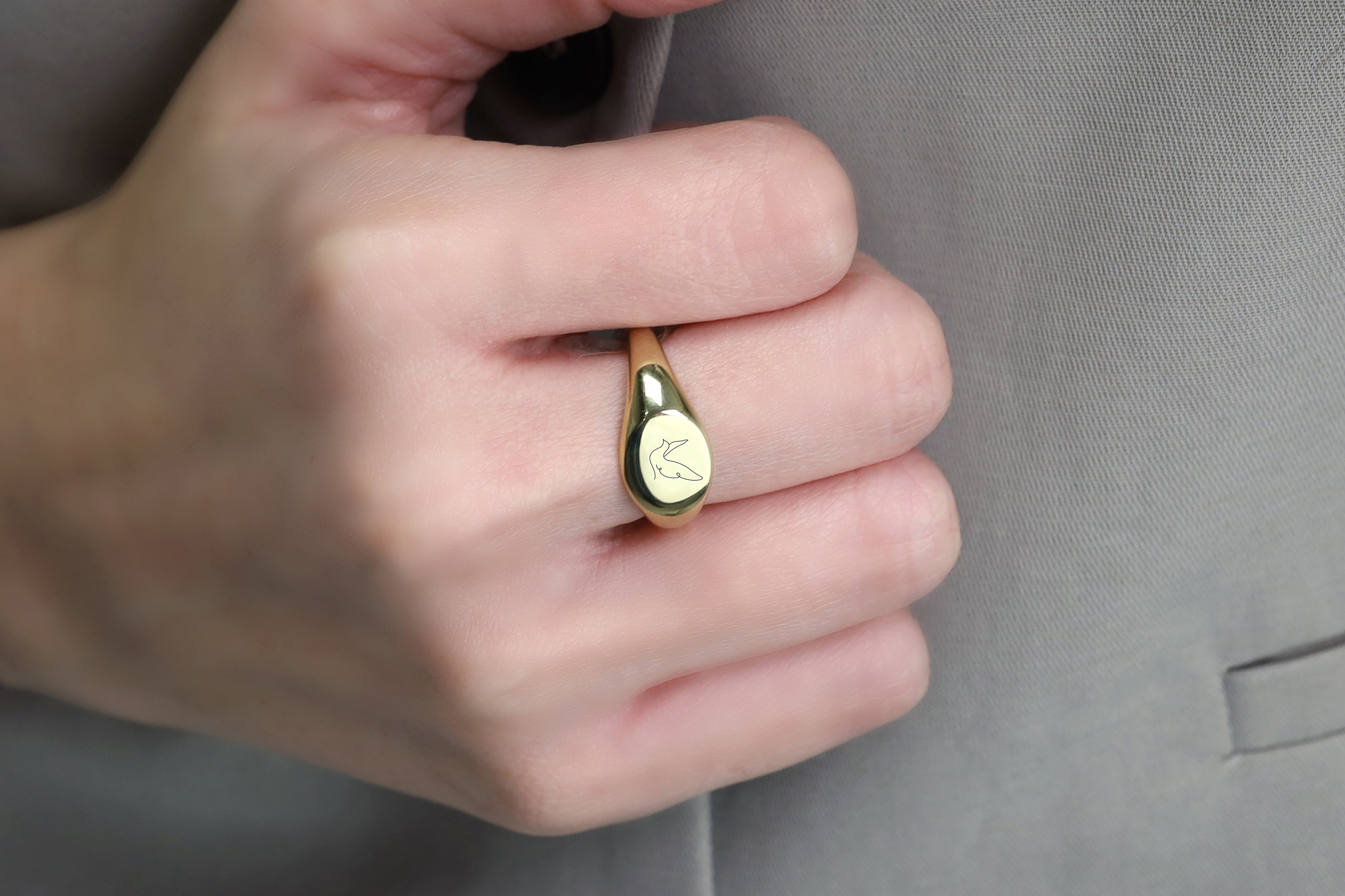 Pidgeon Line Art Ring
