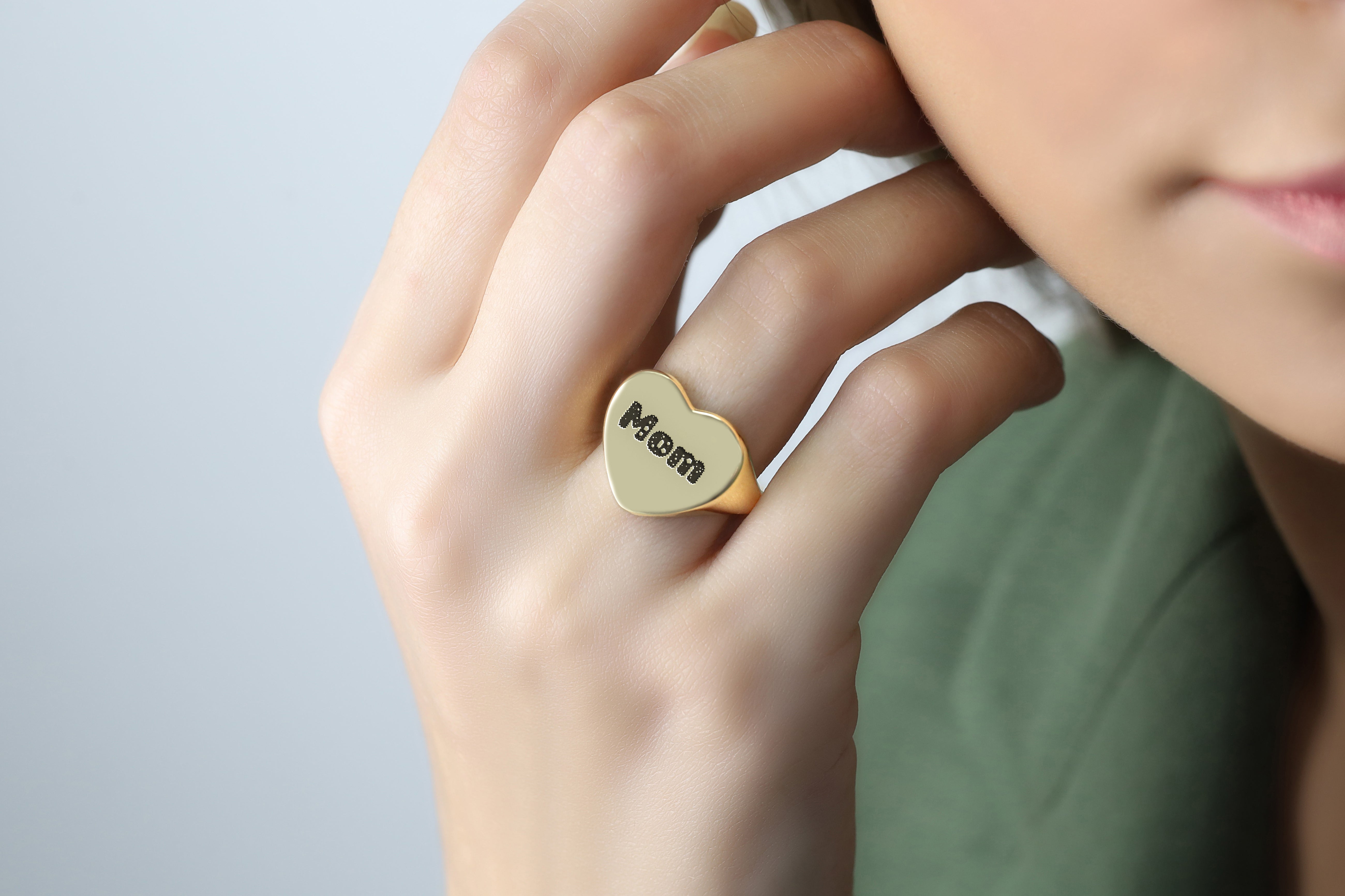 14k Gold Mom Signet Ring