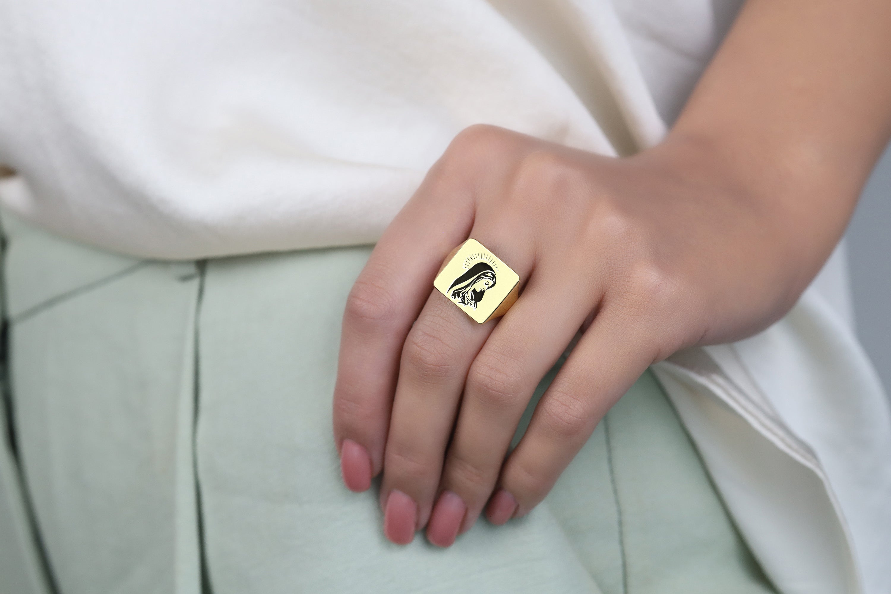 14k Gold Mary Signet Ring