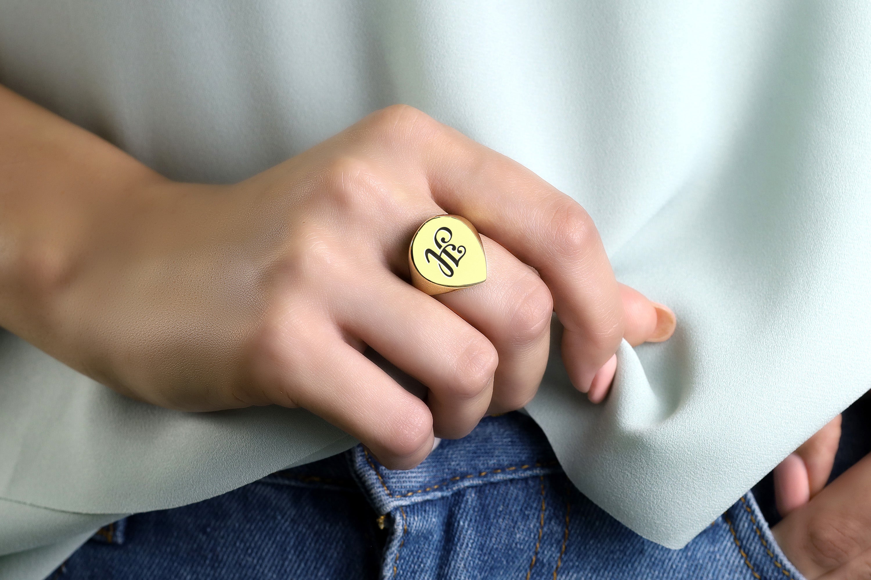 24k Gold Vintage Ring