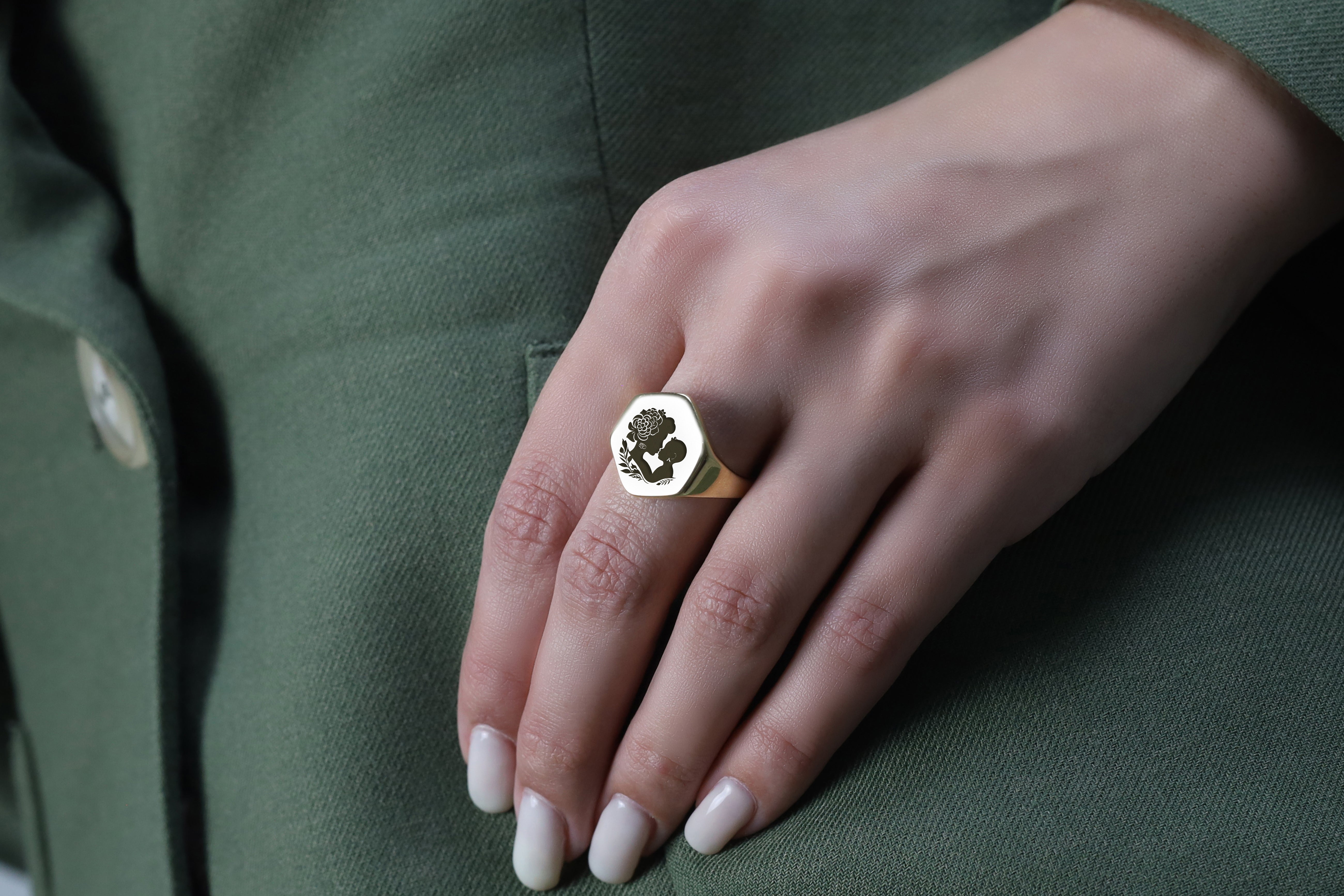 14k Gold Mother Ring