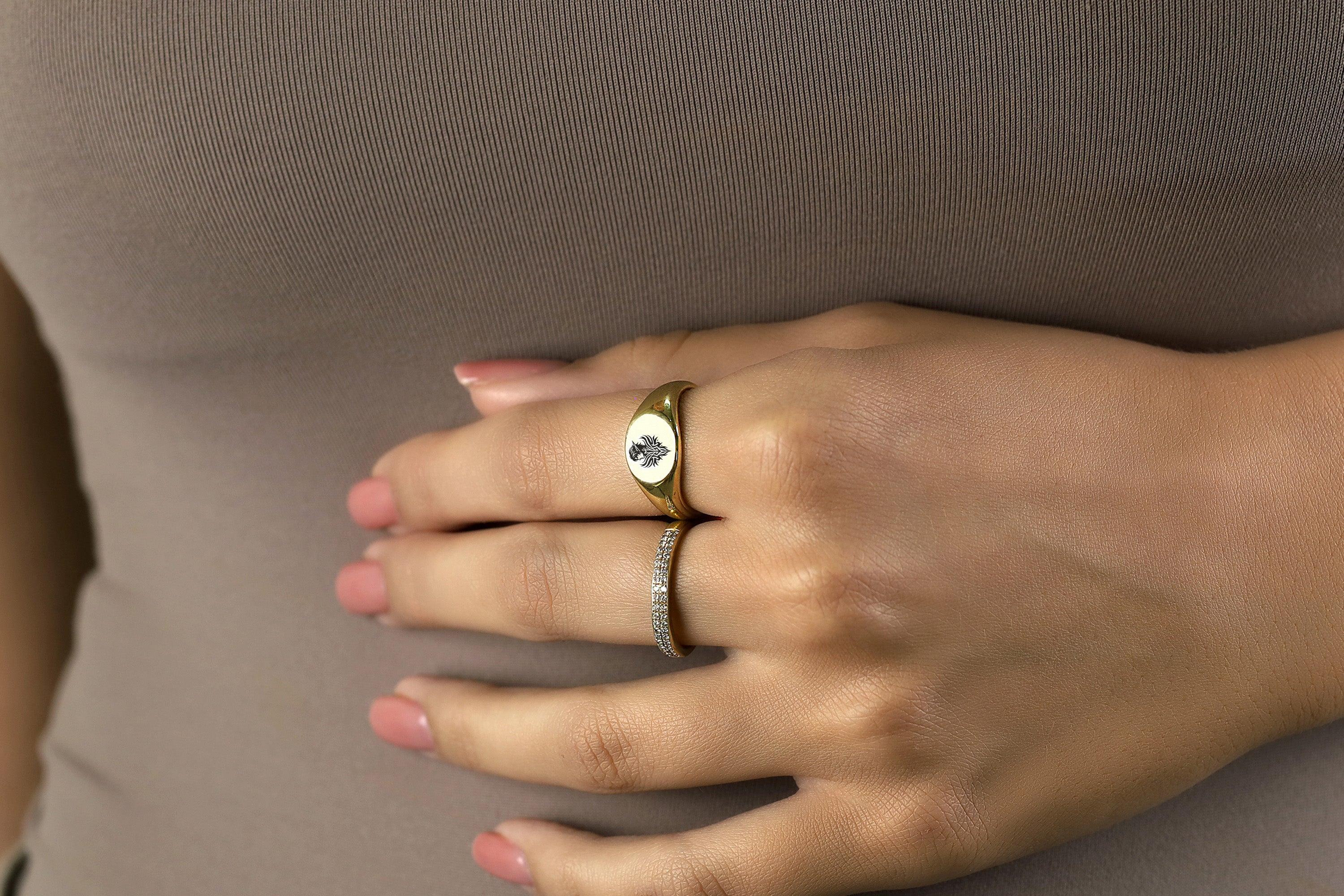 Unisex Elf Gold Signet Ring
