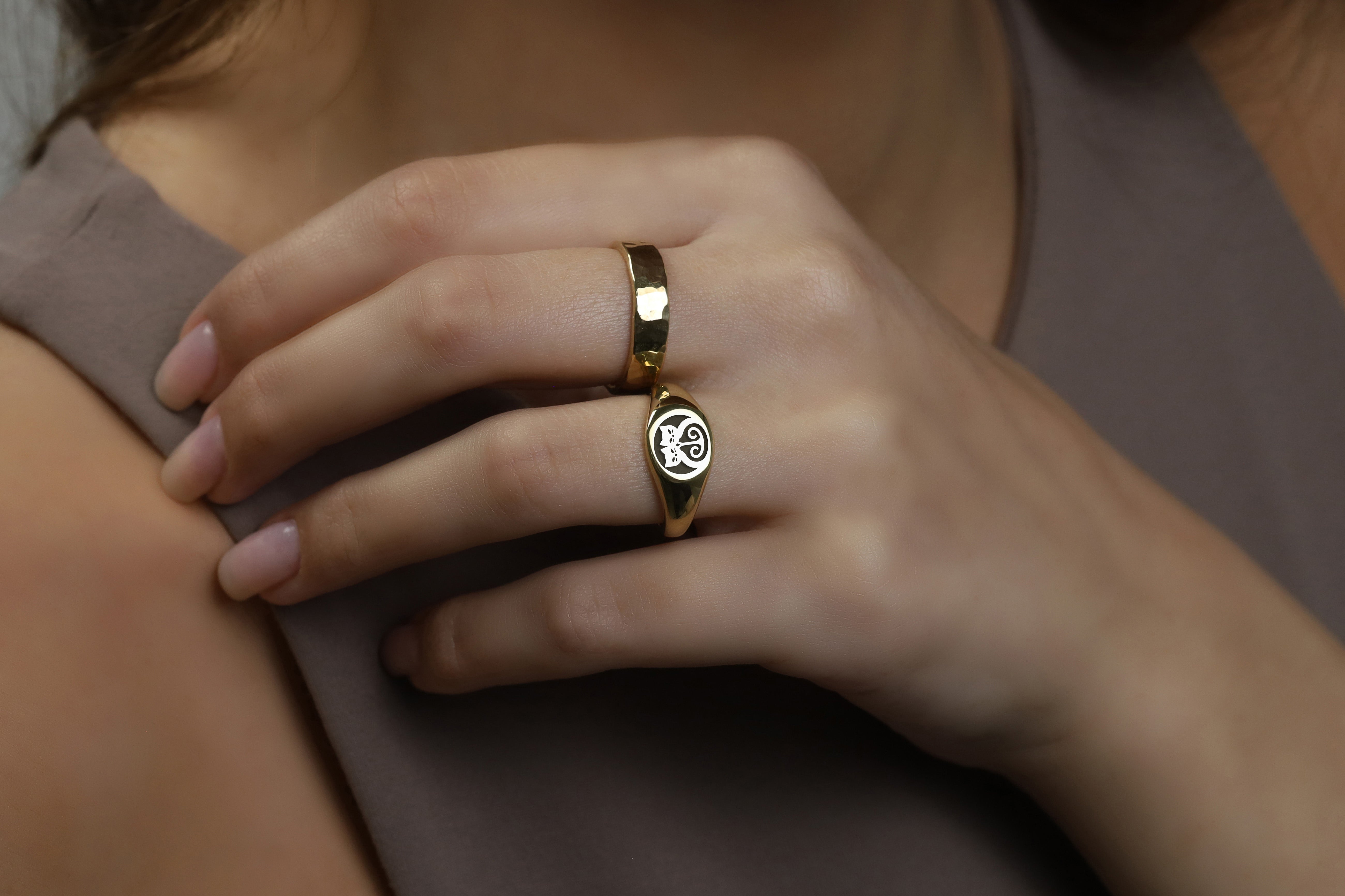 14k Gold Cats Signet Ring