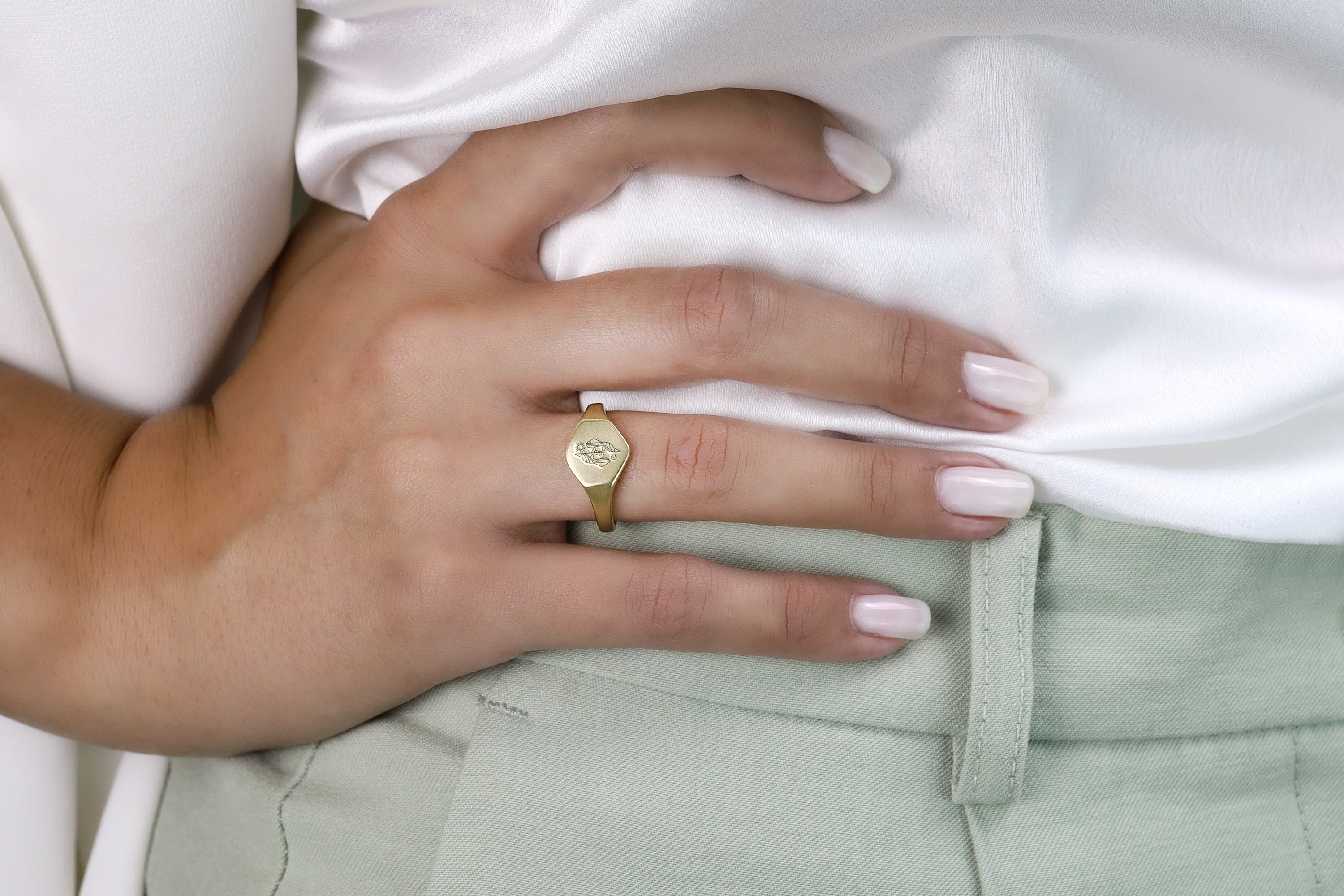 Virgo Zodiac Engraved Ring