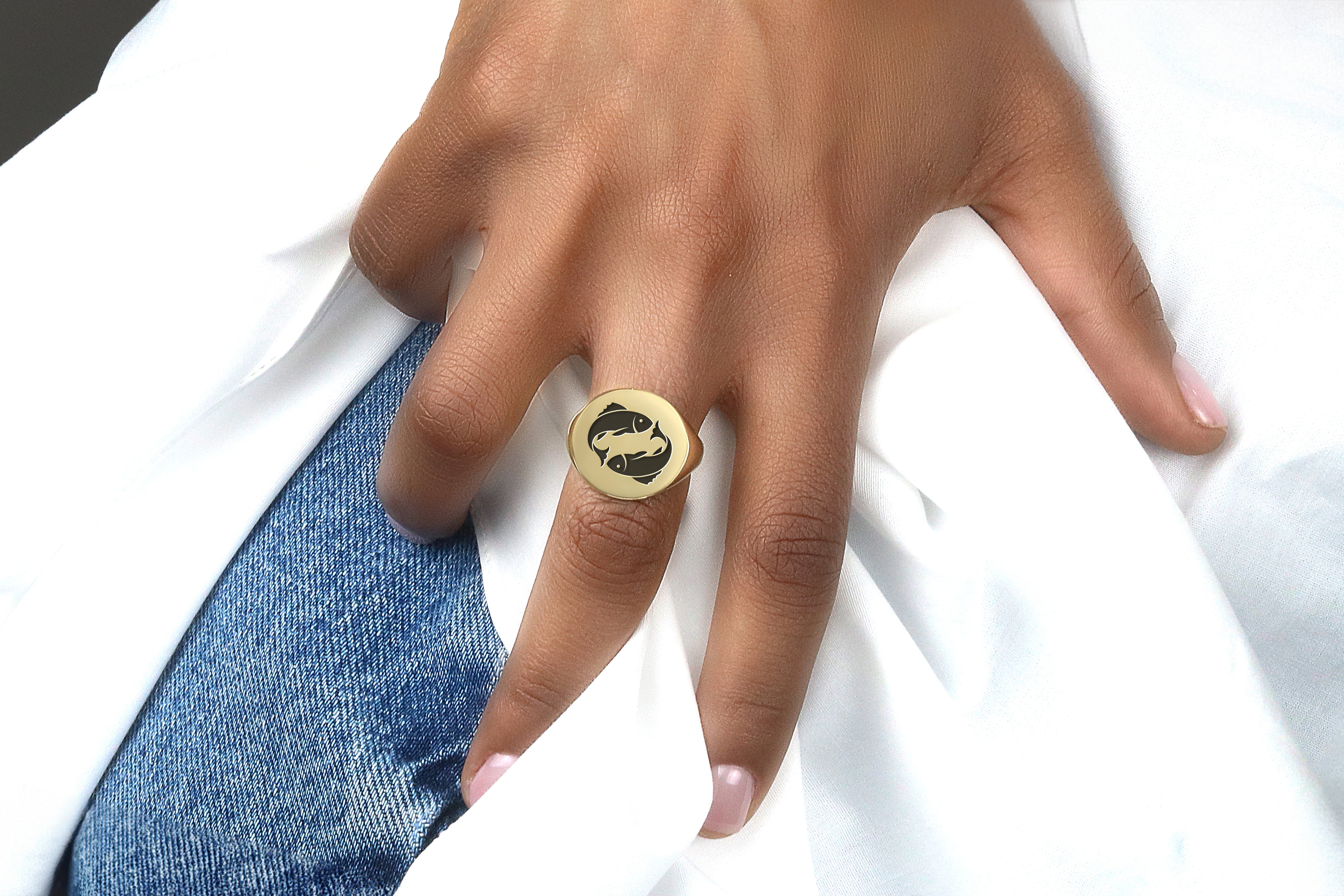 14k Gold Pisces Signet Ring