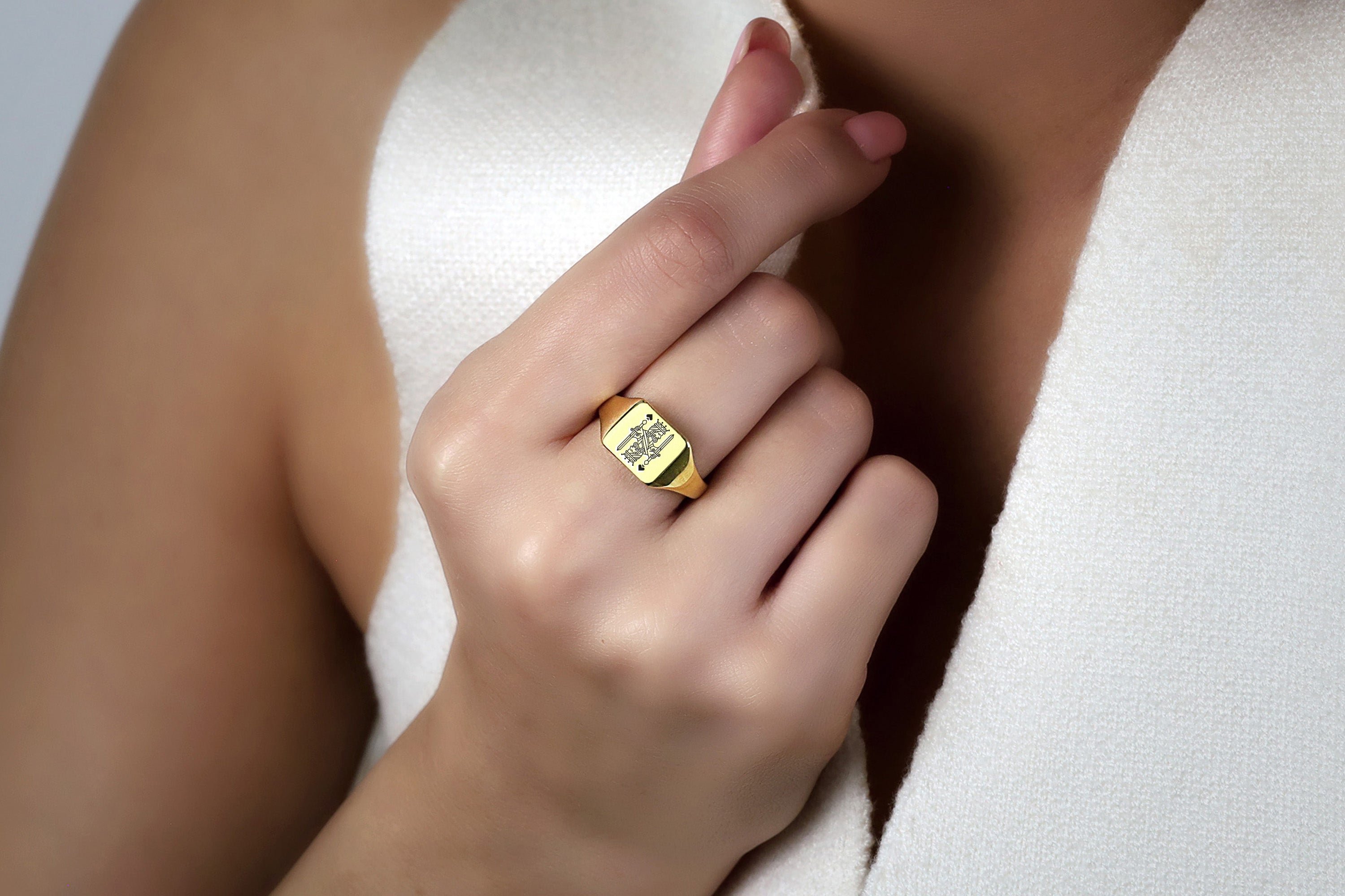 Engraved Poker King Ring