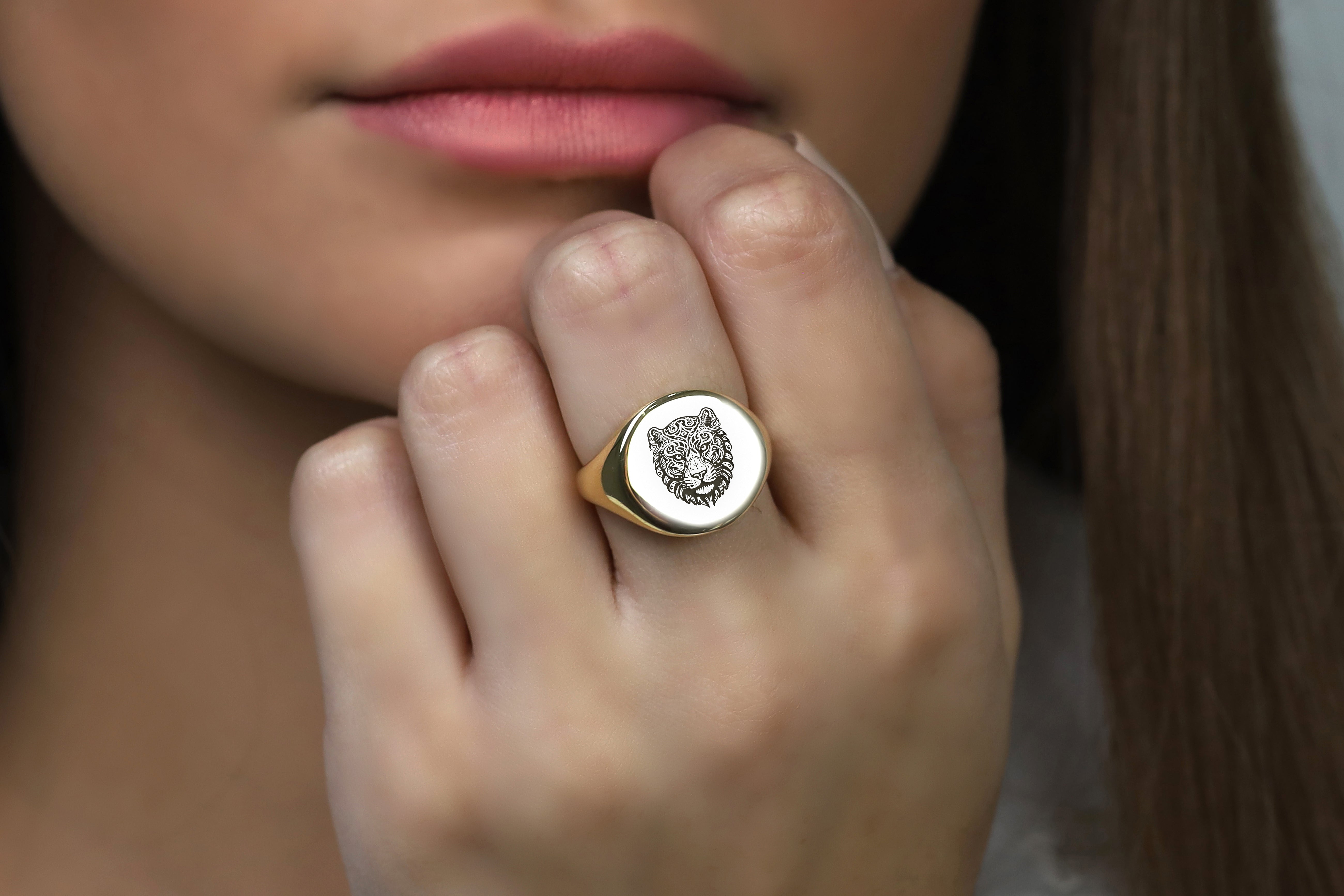 Engraved Majestic Tiger Gold Ring