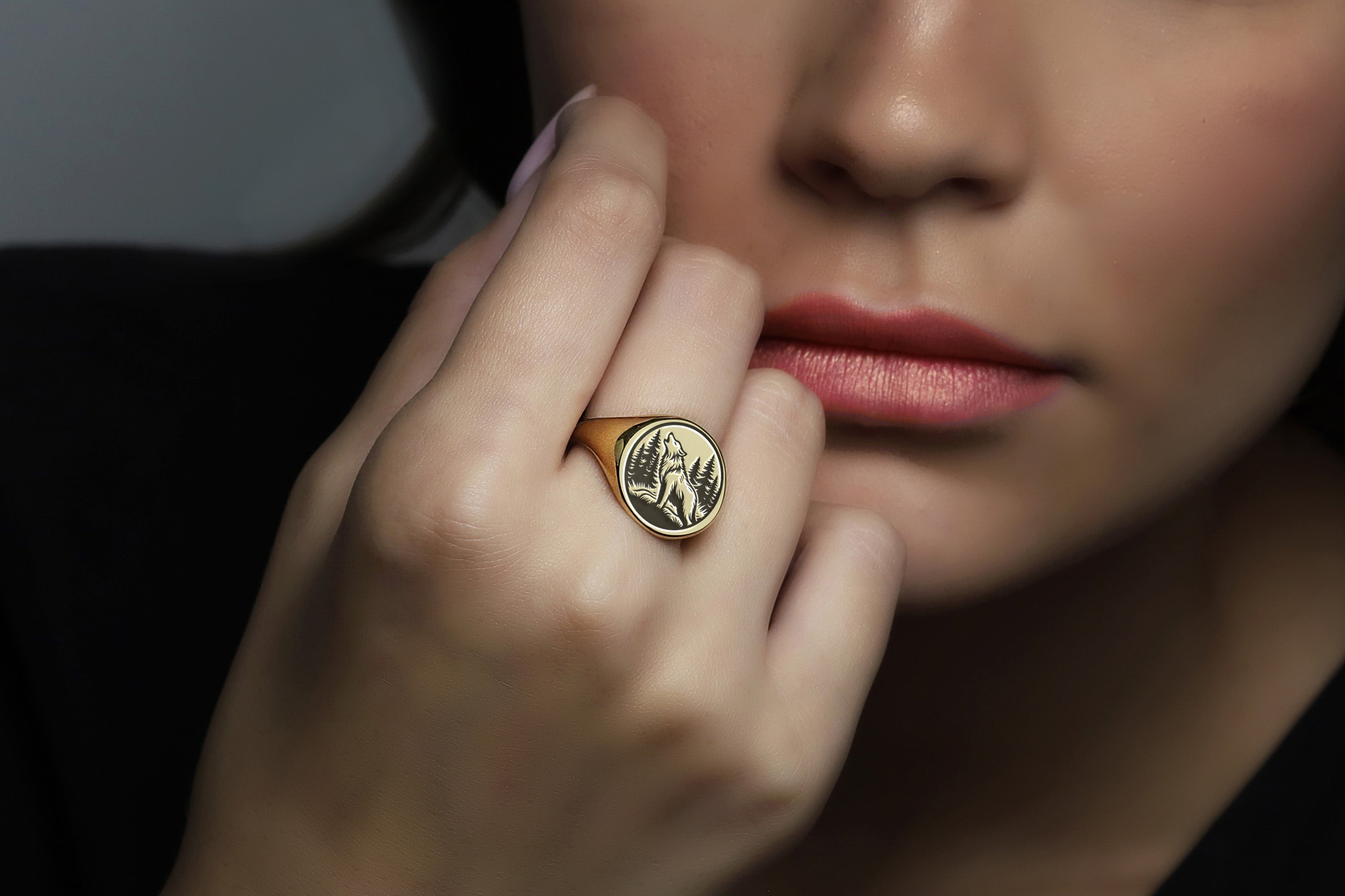 Howling Wolf Statement Ring