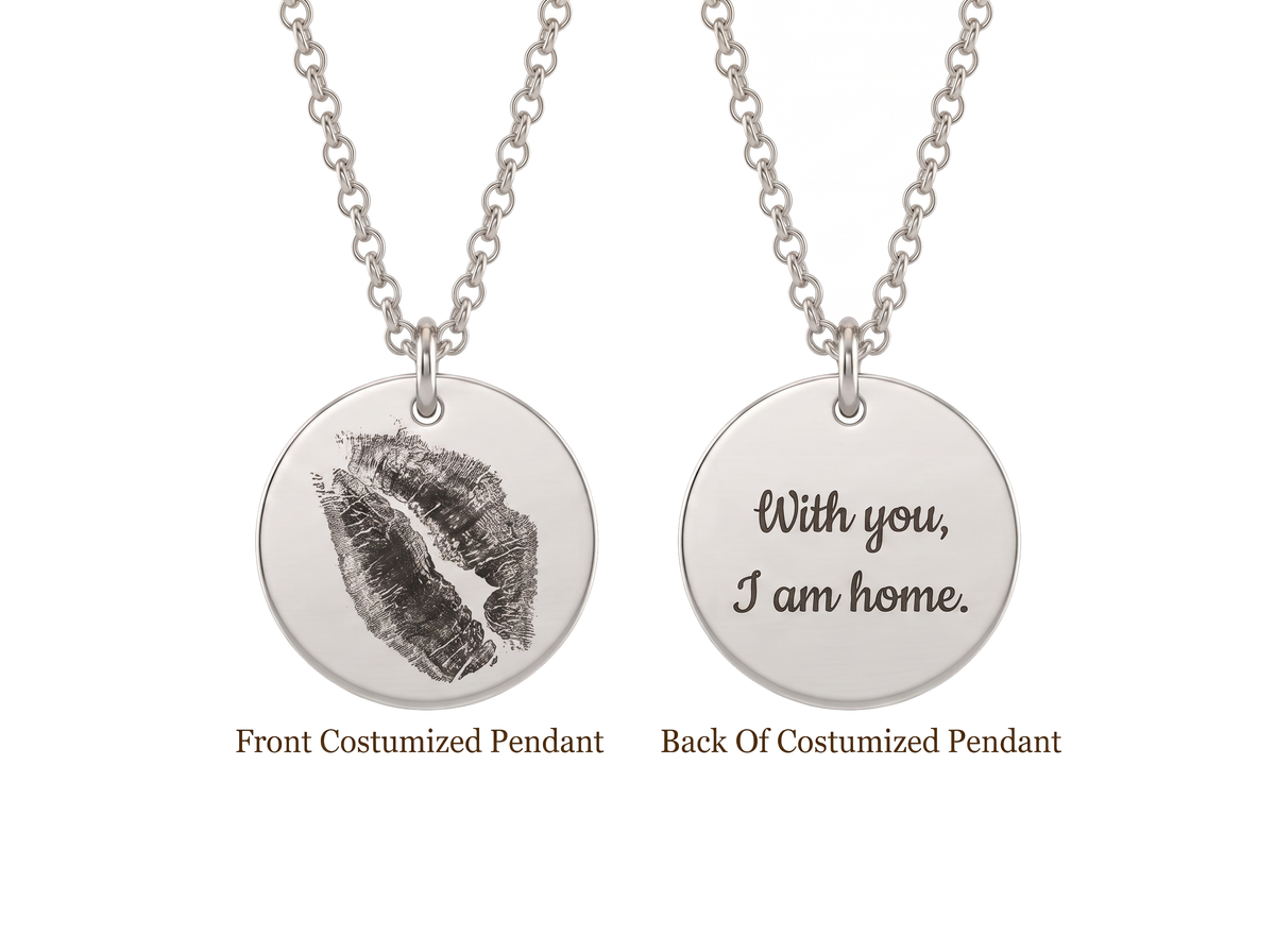 Real Kiss Engraved Pendant
