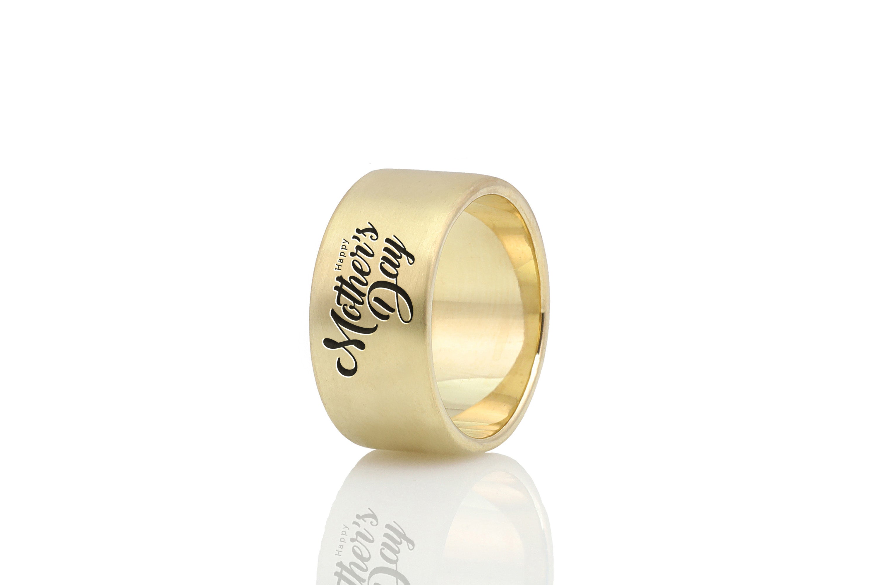 Best Mom Wide Brushed Gold Ring