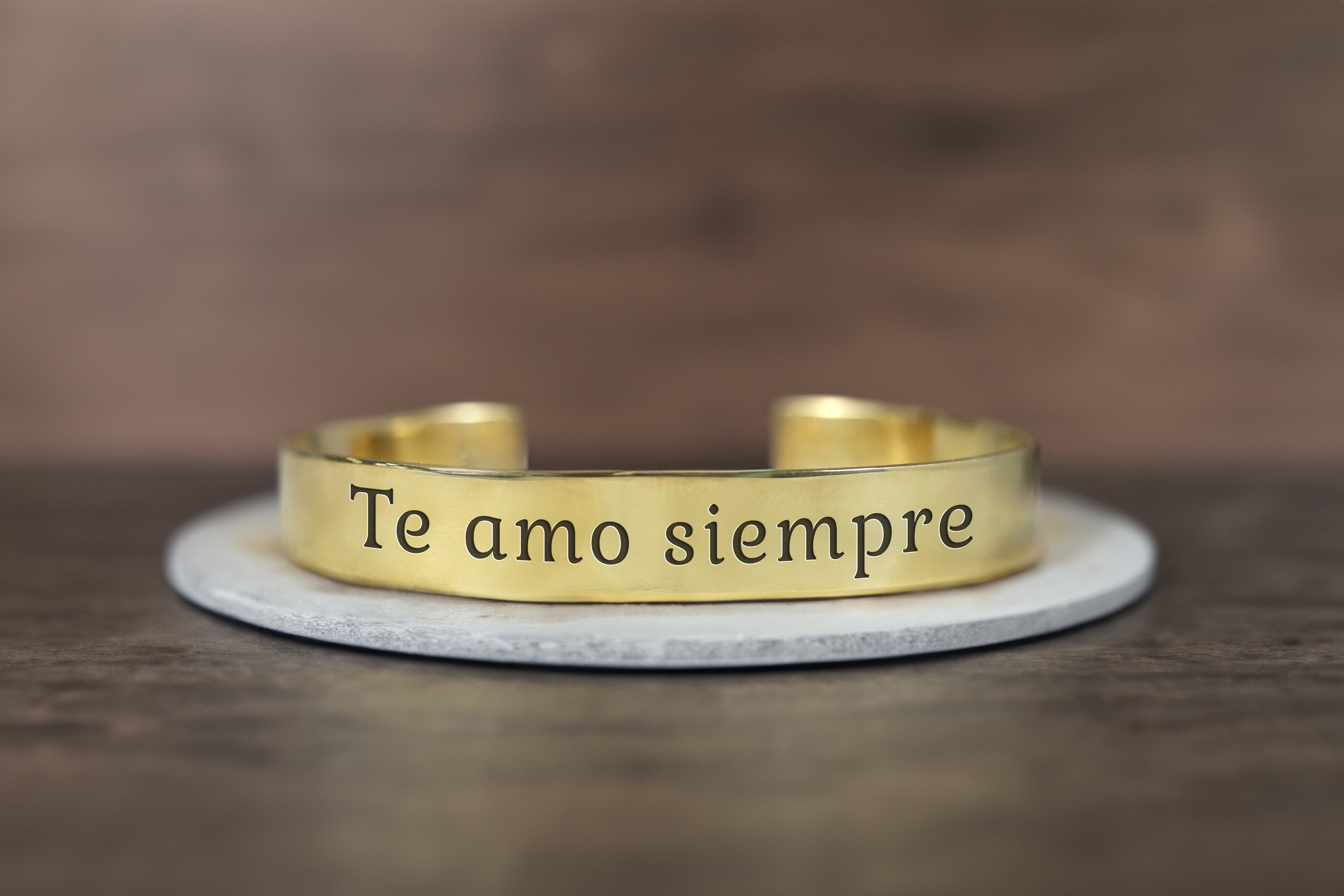 Engraved Spanish Text Bracelet