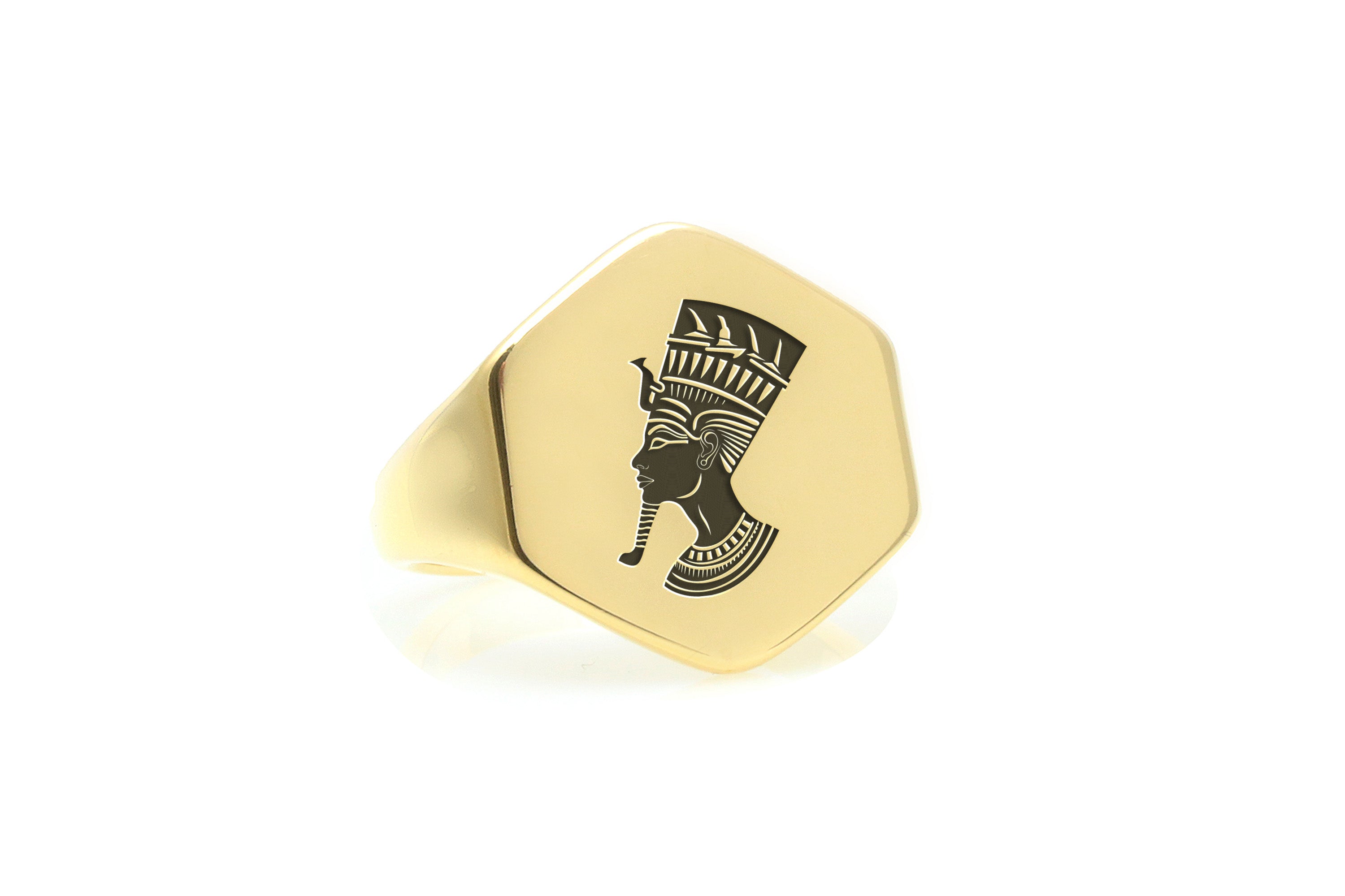 Luxurious Nefertiti Engraved Ring
