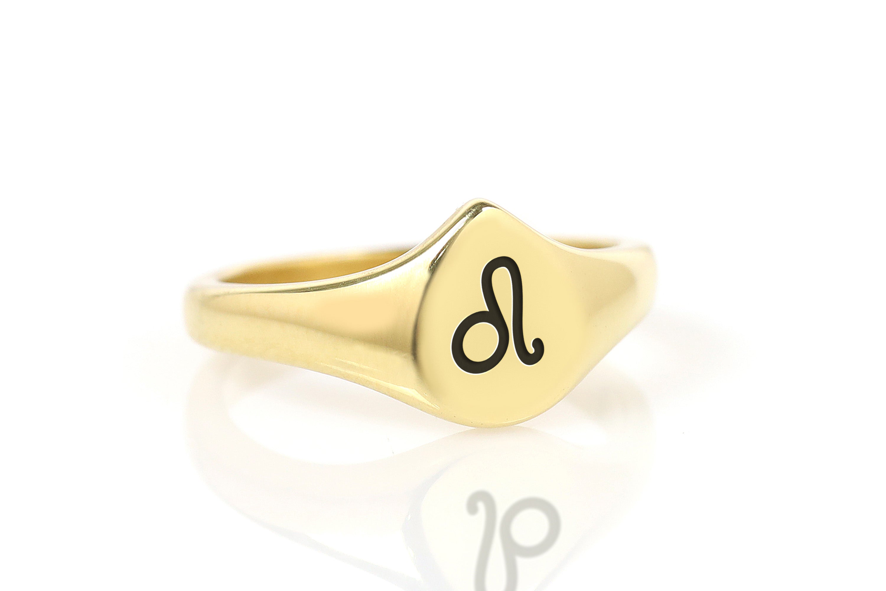 14k Gold Leo Pear Ring