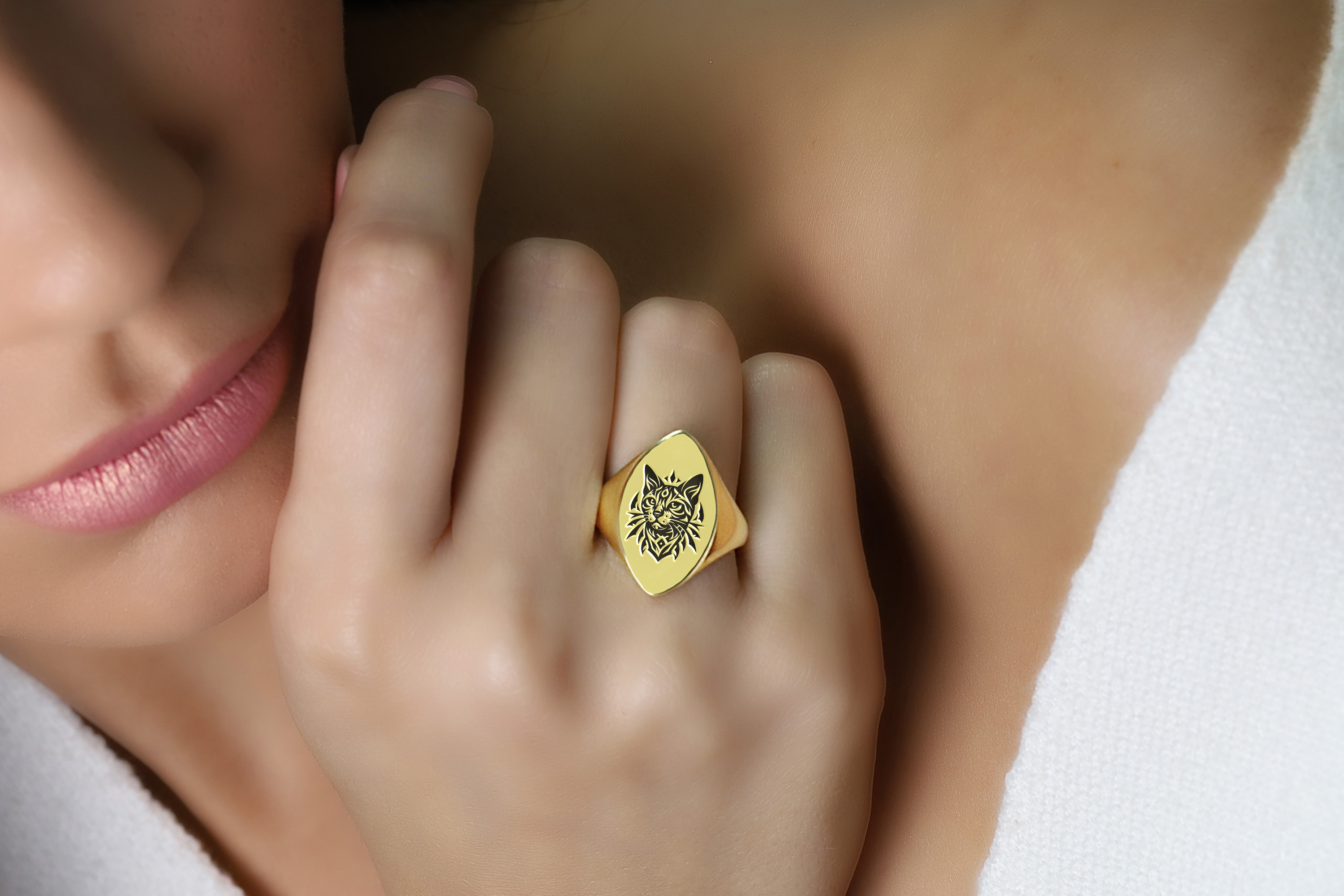 Engraved Cat Signet Ring