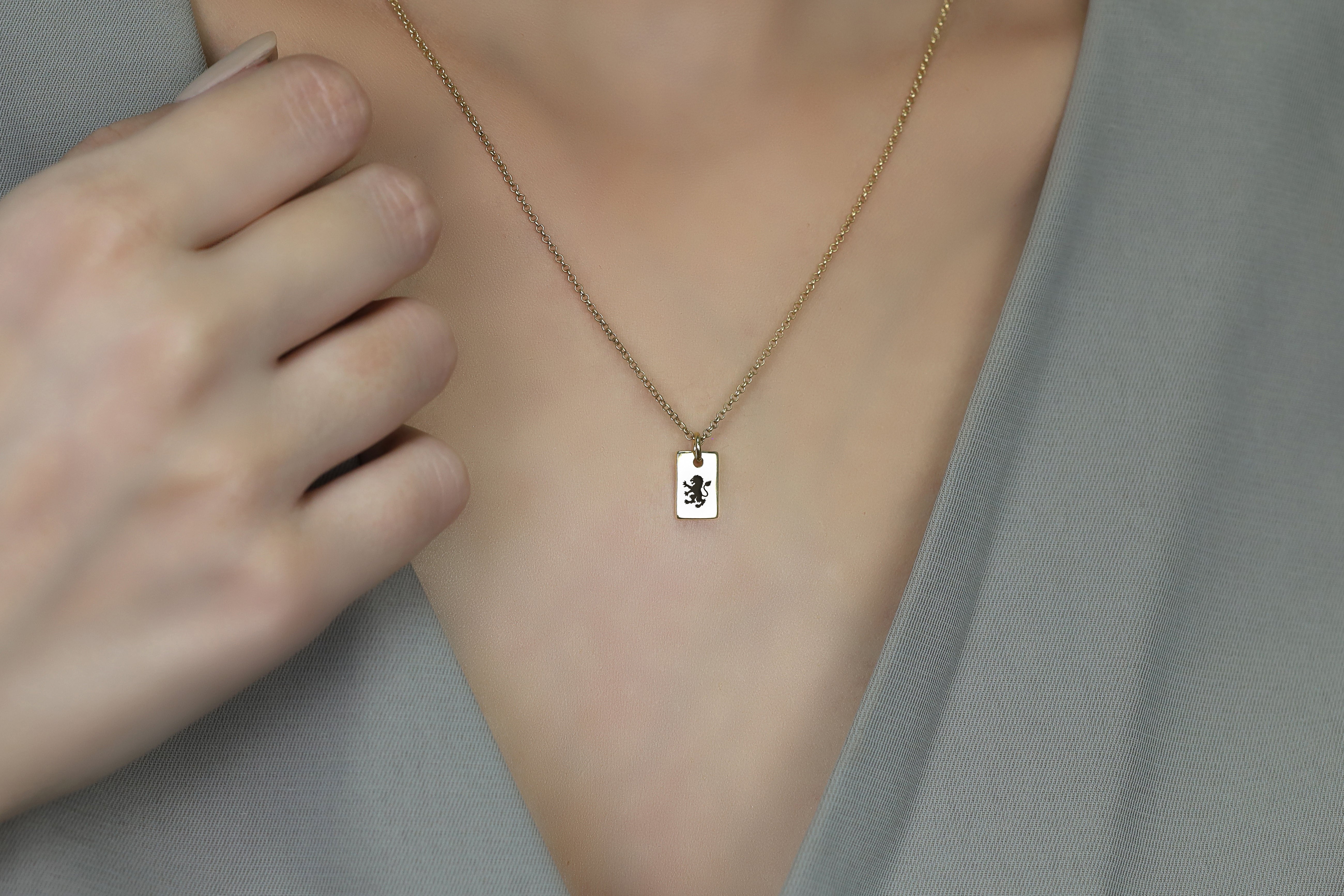 14k Gold Heraldic Lion Necklace