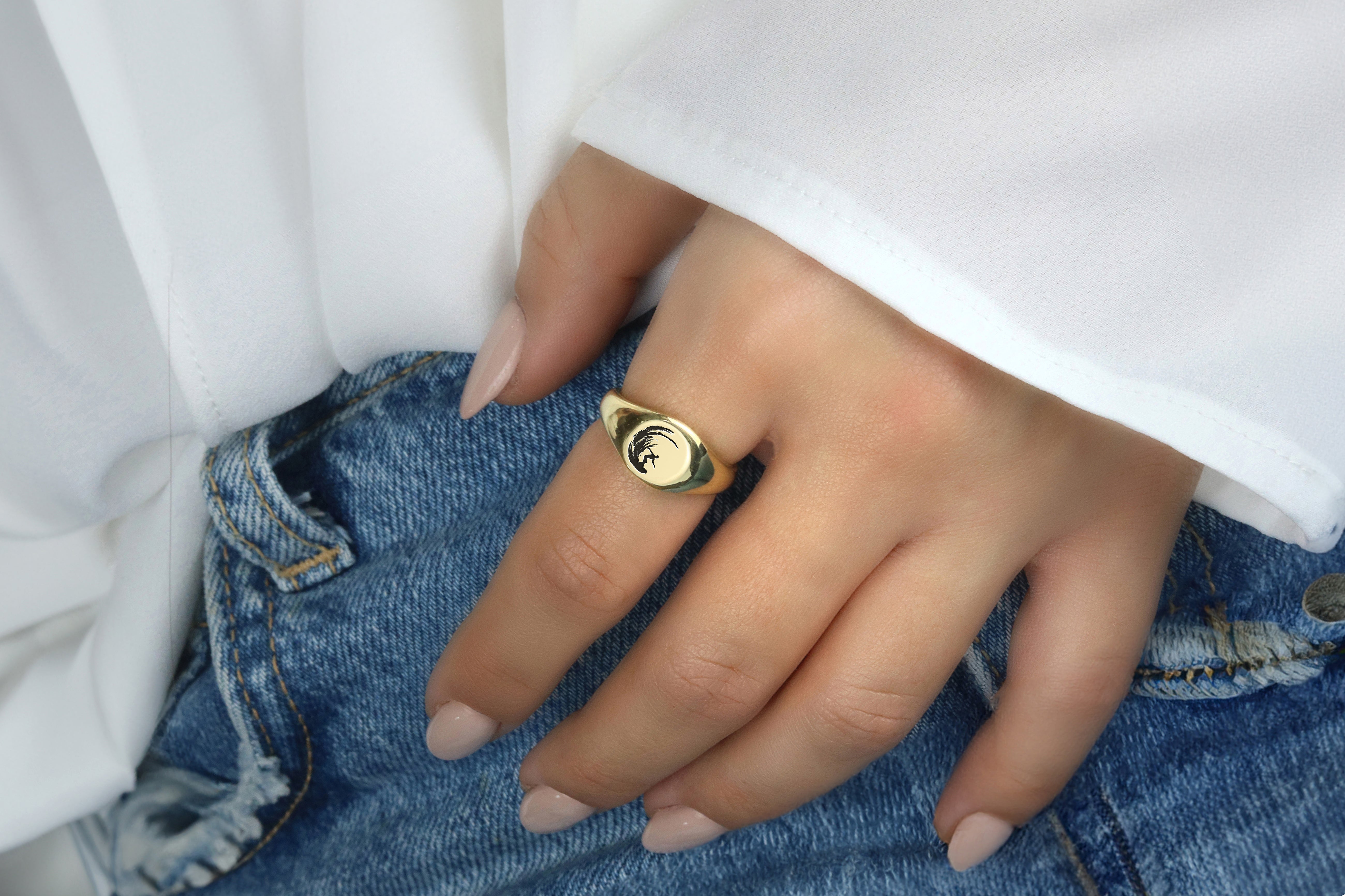 Surfers Engraving Ring