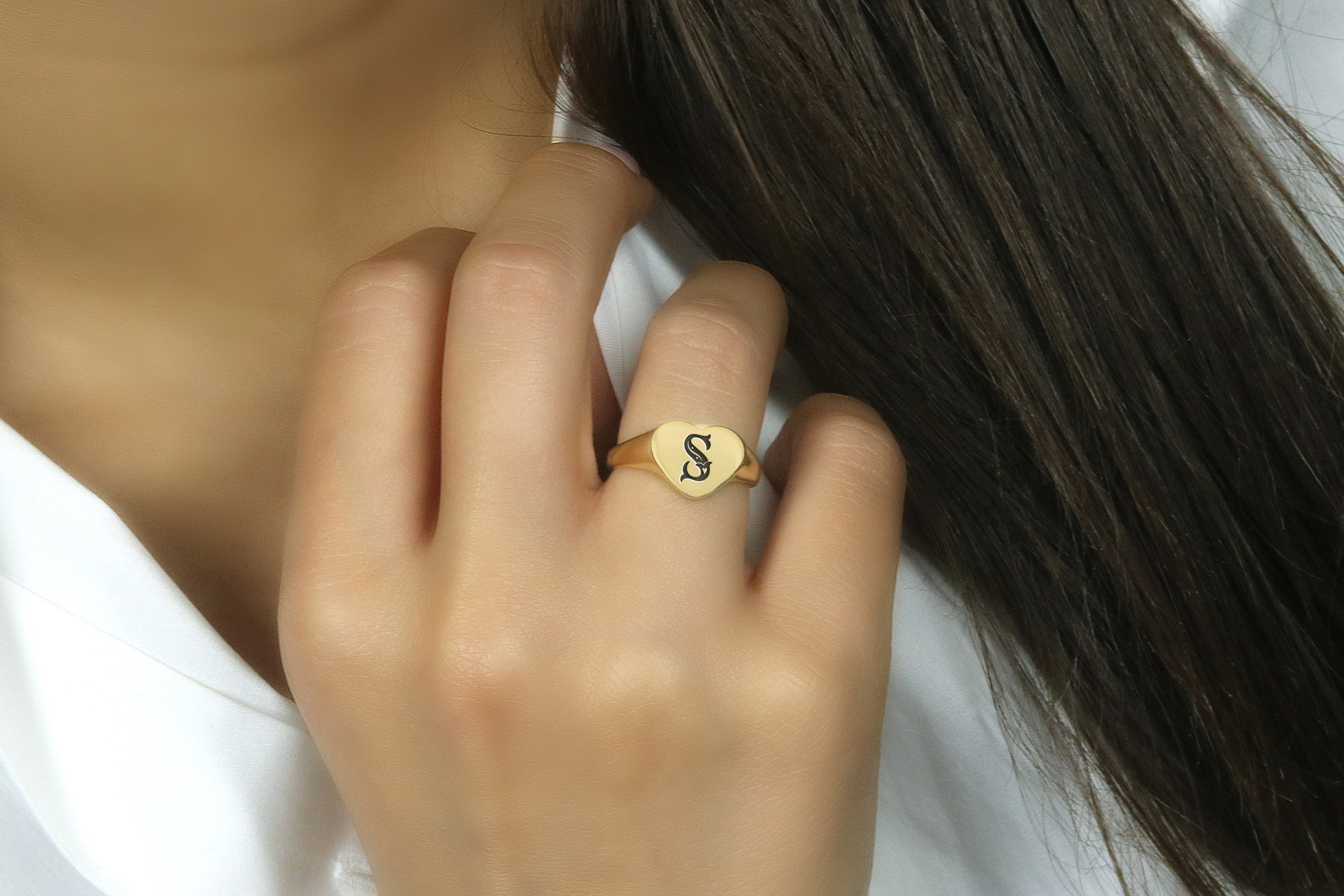 Poker Letter Ring