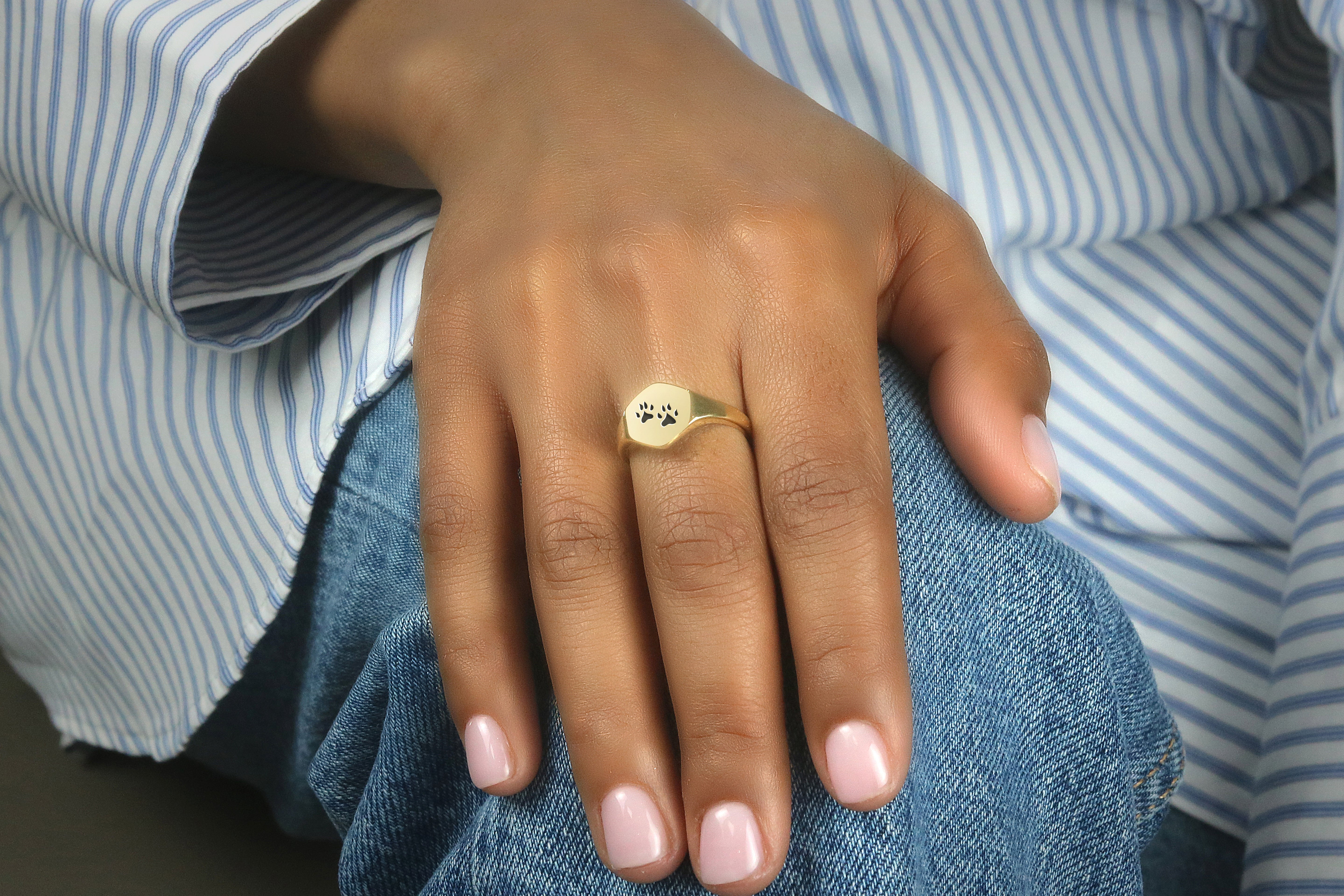 Dog Paw Pattern Ring