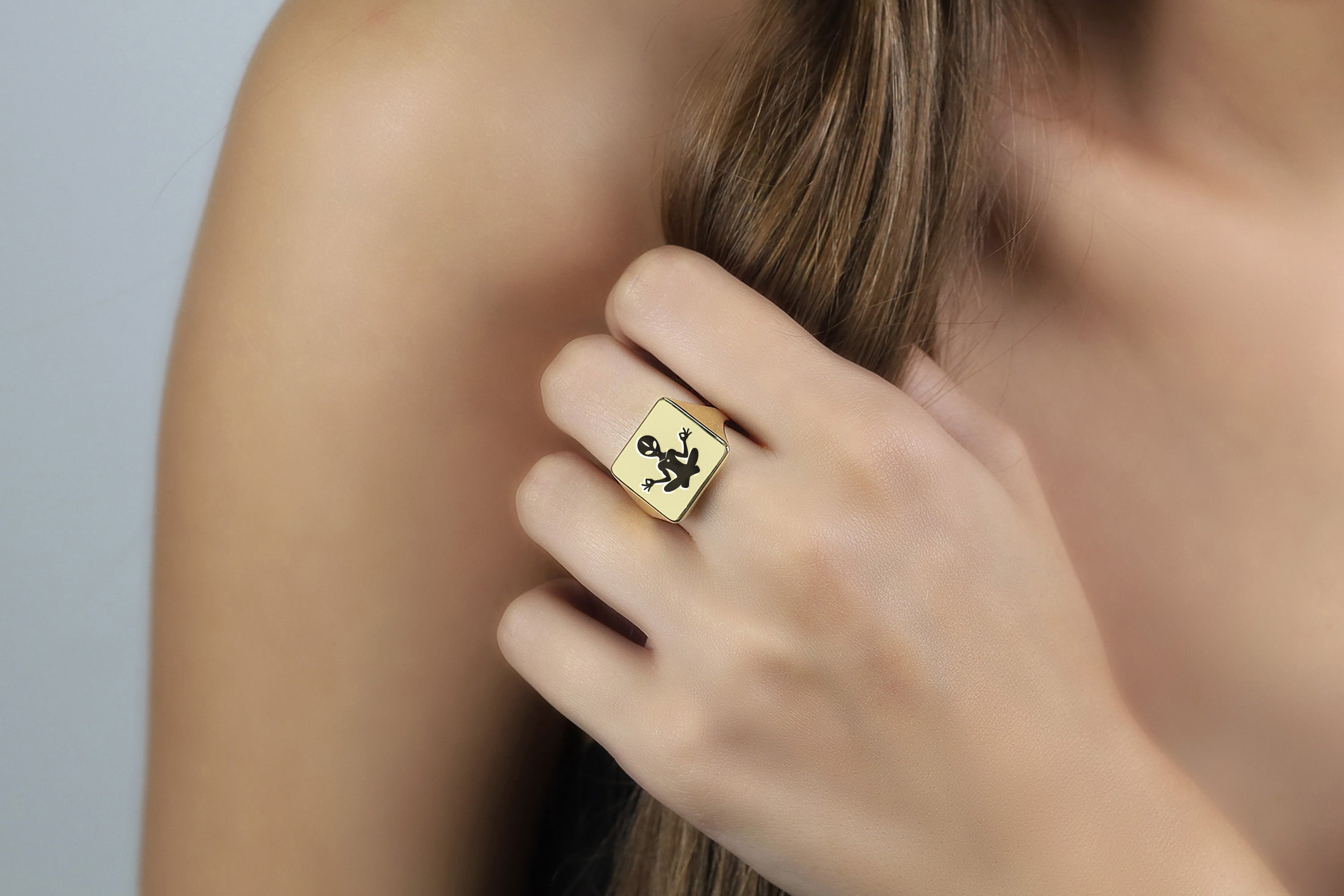 Custom Alien Signet Ring