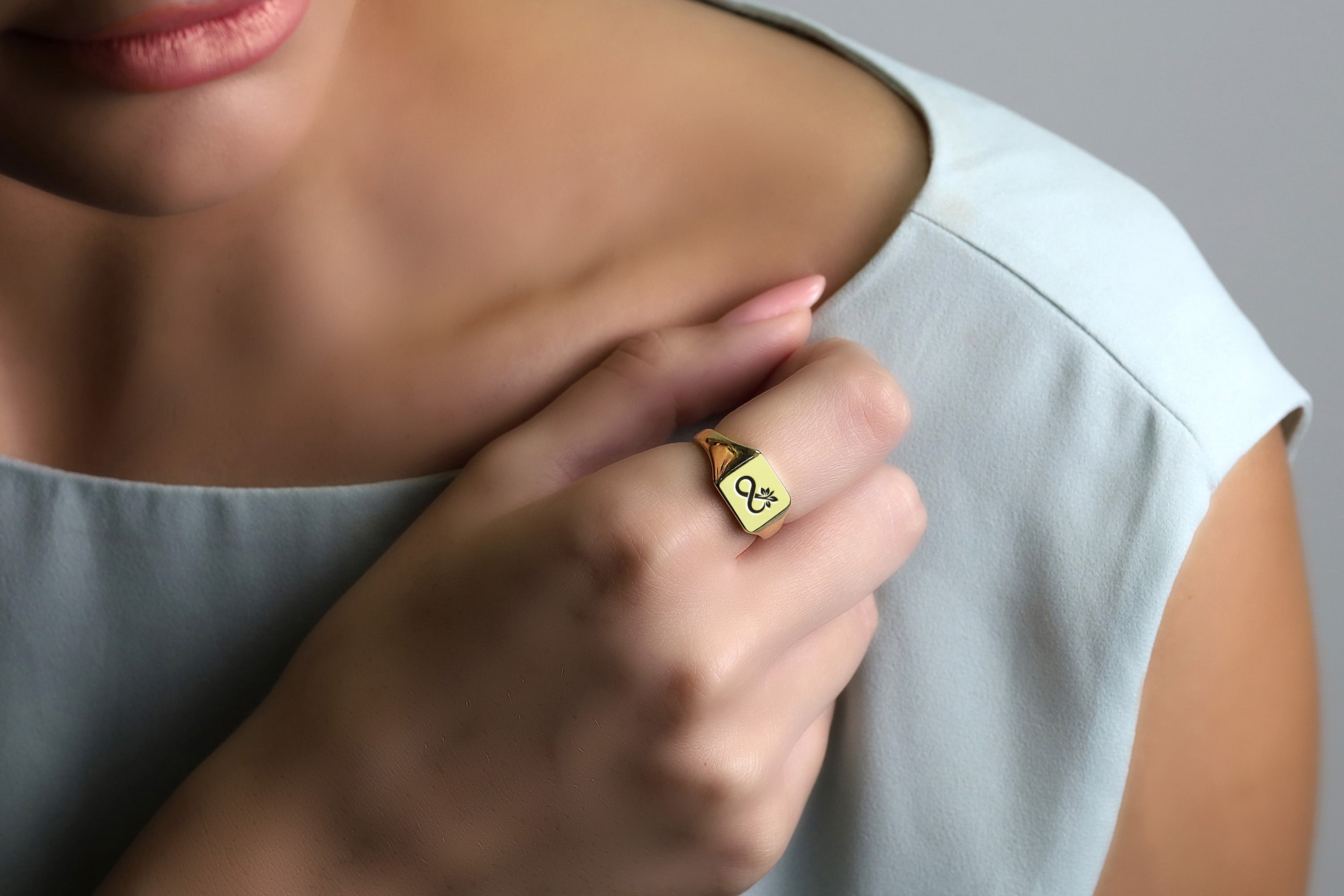 Custom Infinity Gold Ring