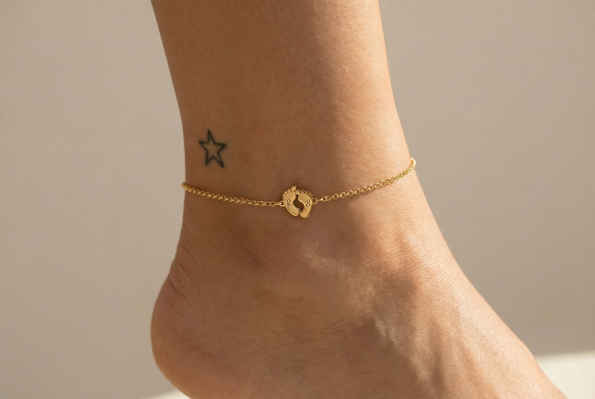 14k Gold Footprint Anklet