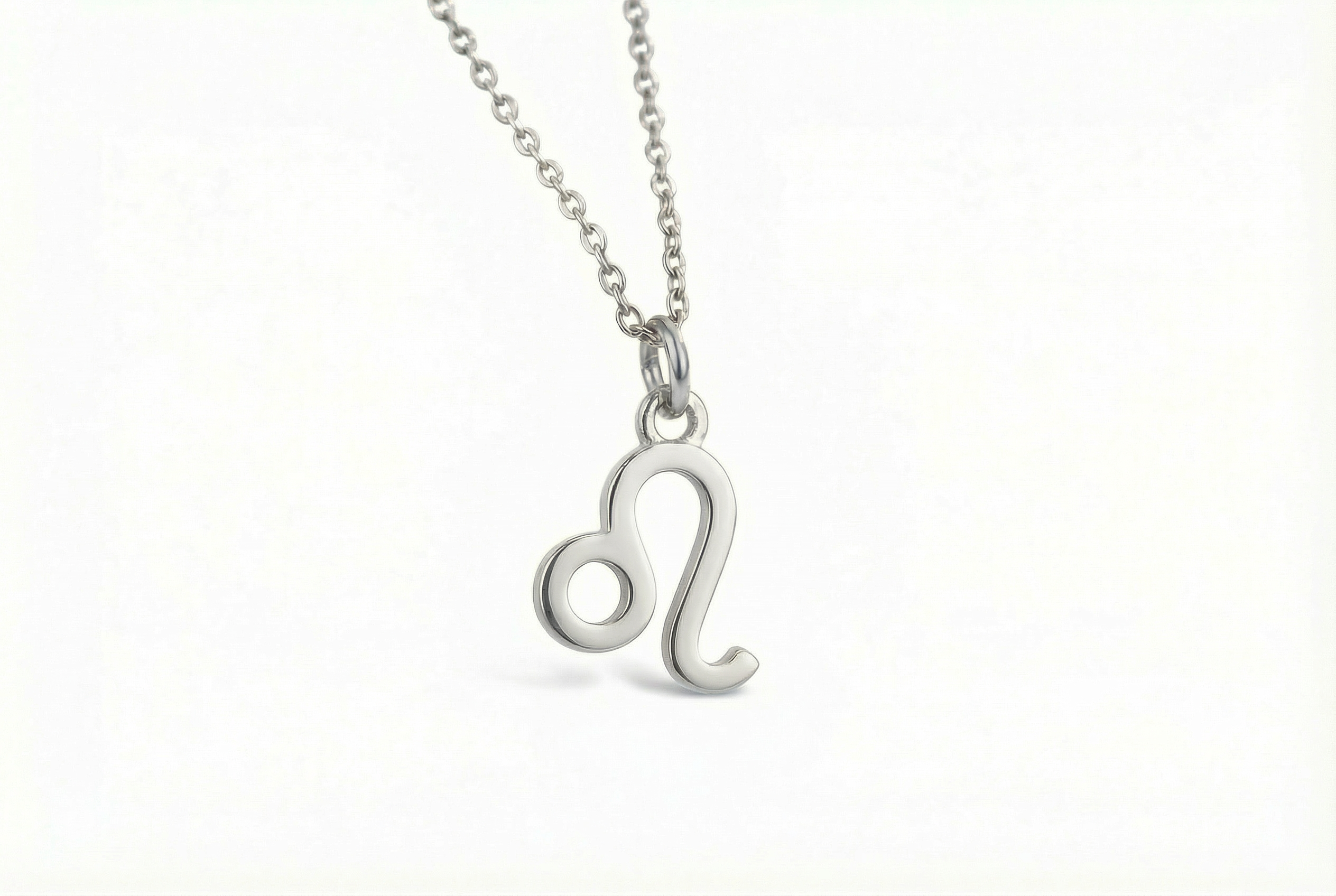 14k Gold Leo Horoscope Charm